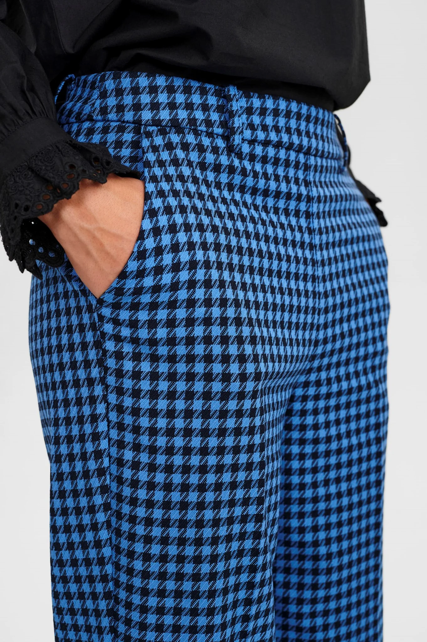 NUCAMERA PANT - Ultramarine - Image 4