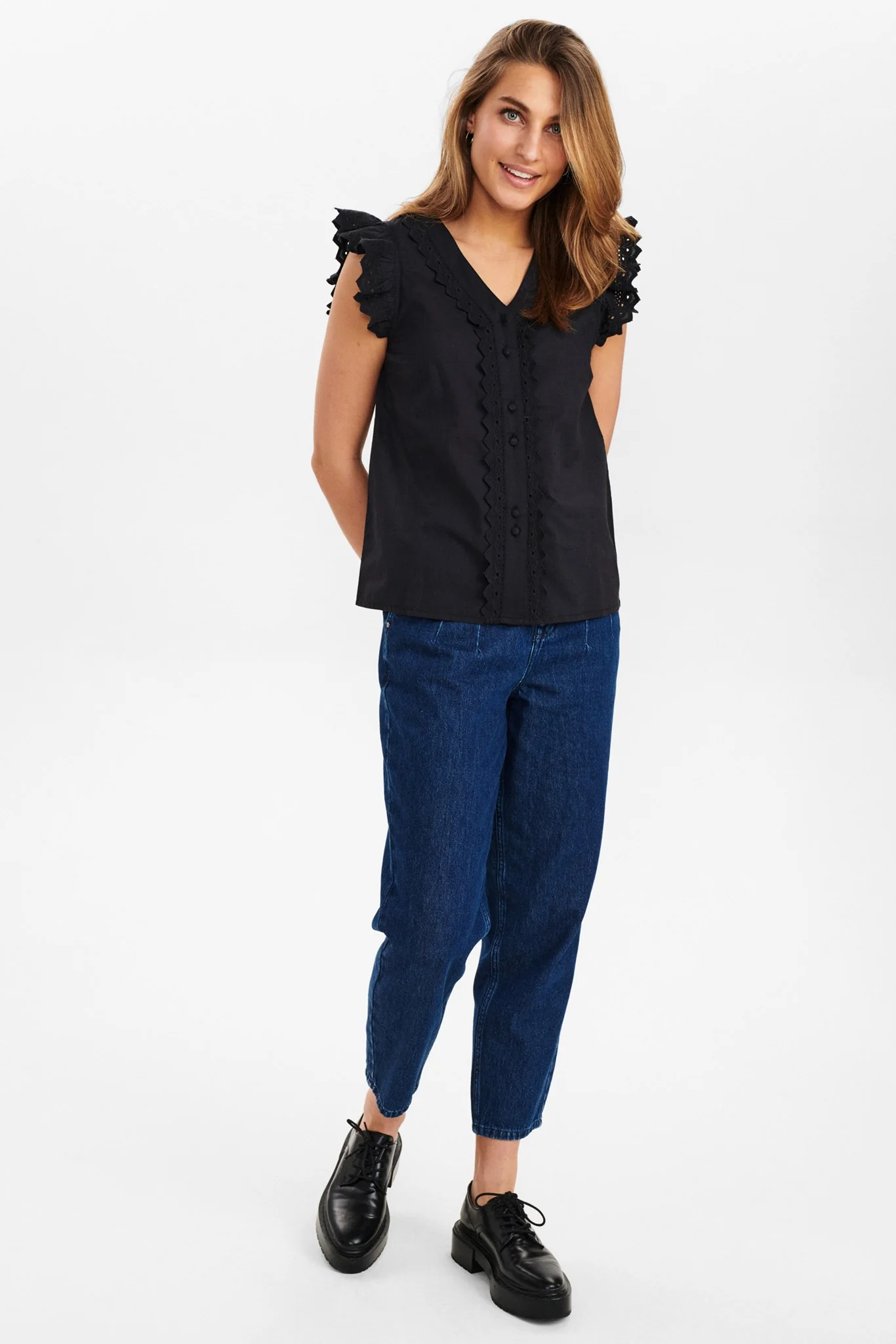 NUCAMMA SS SHIRT - Caviar - Image 3