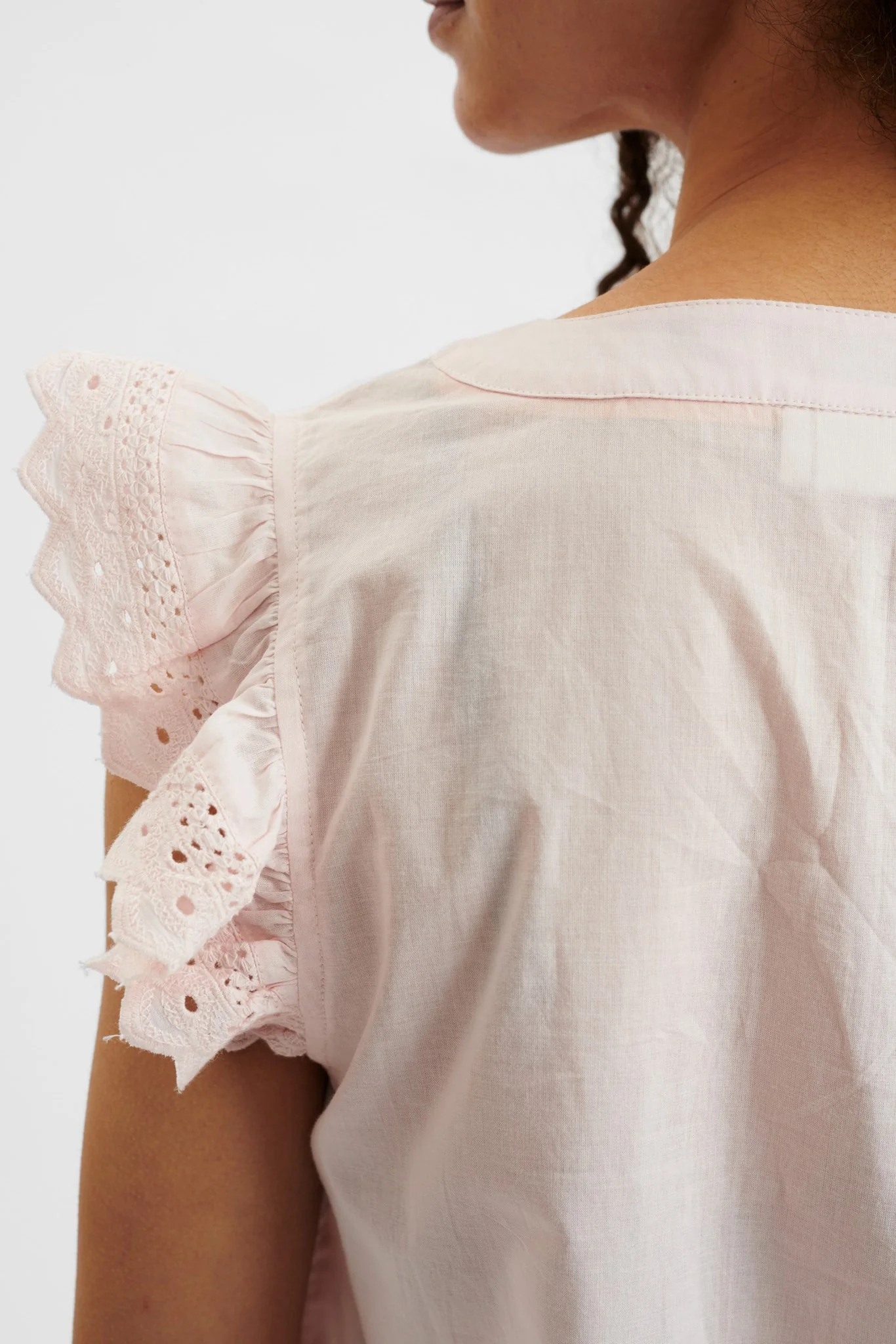 NUCAMMA SS SHIRT - Mangano Calcite - Image 5