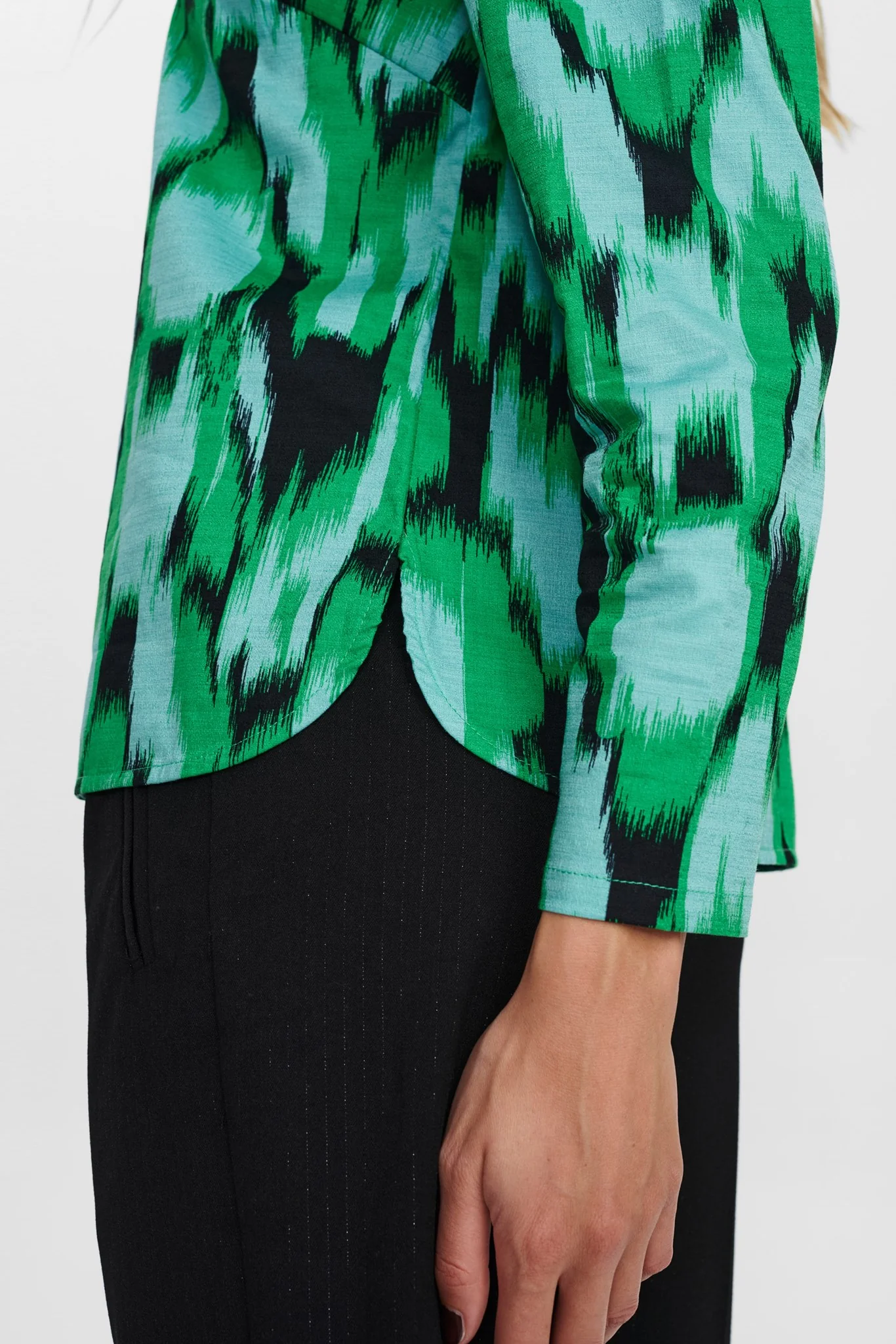 NUCAMRYN SHIRT - Caviar - Image 5