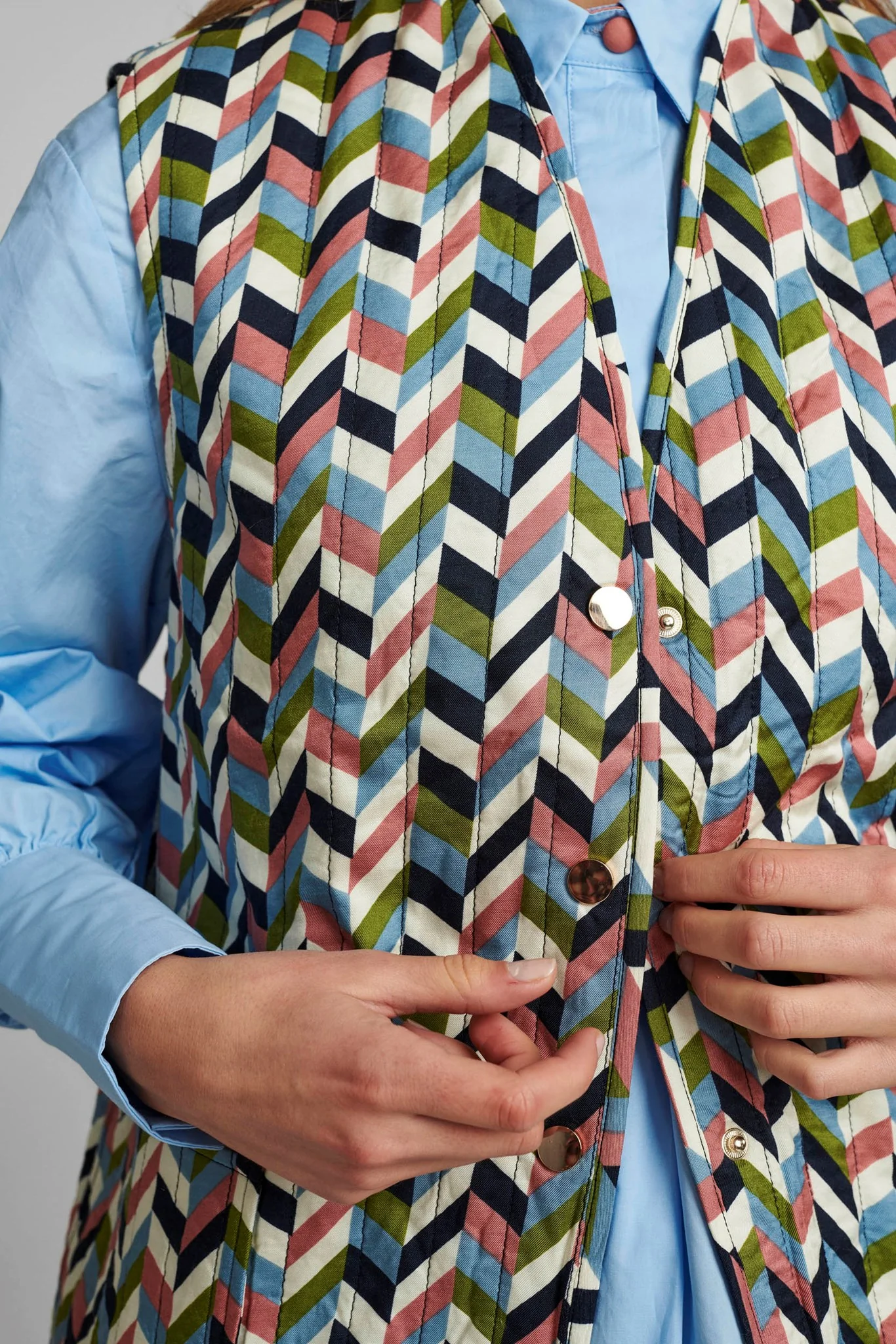 NUCANNA WAISTCOAT - Pristine - Image 4