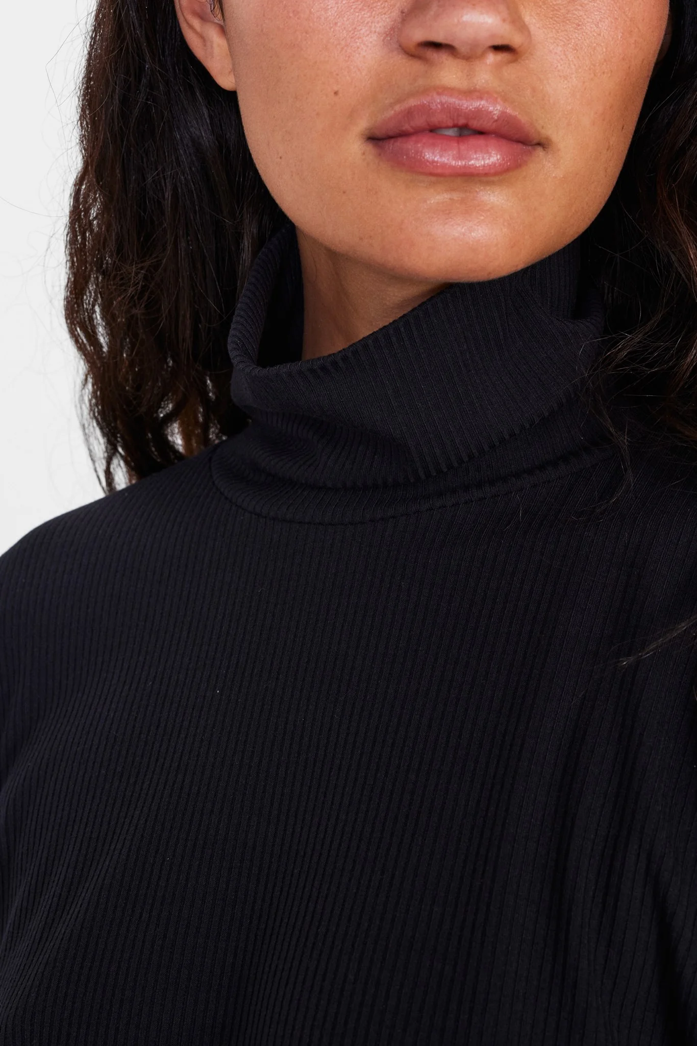 NUCARDI CROP PULLOVER  - Caviar - Image 4