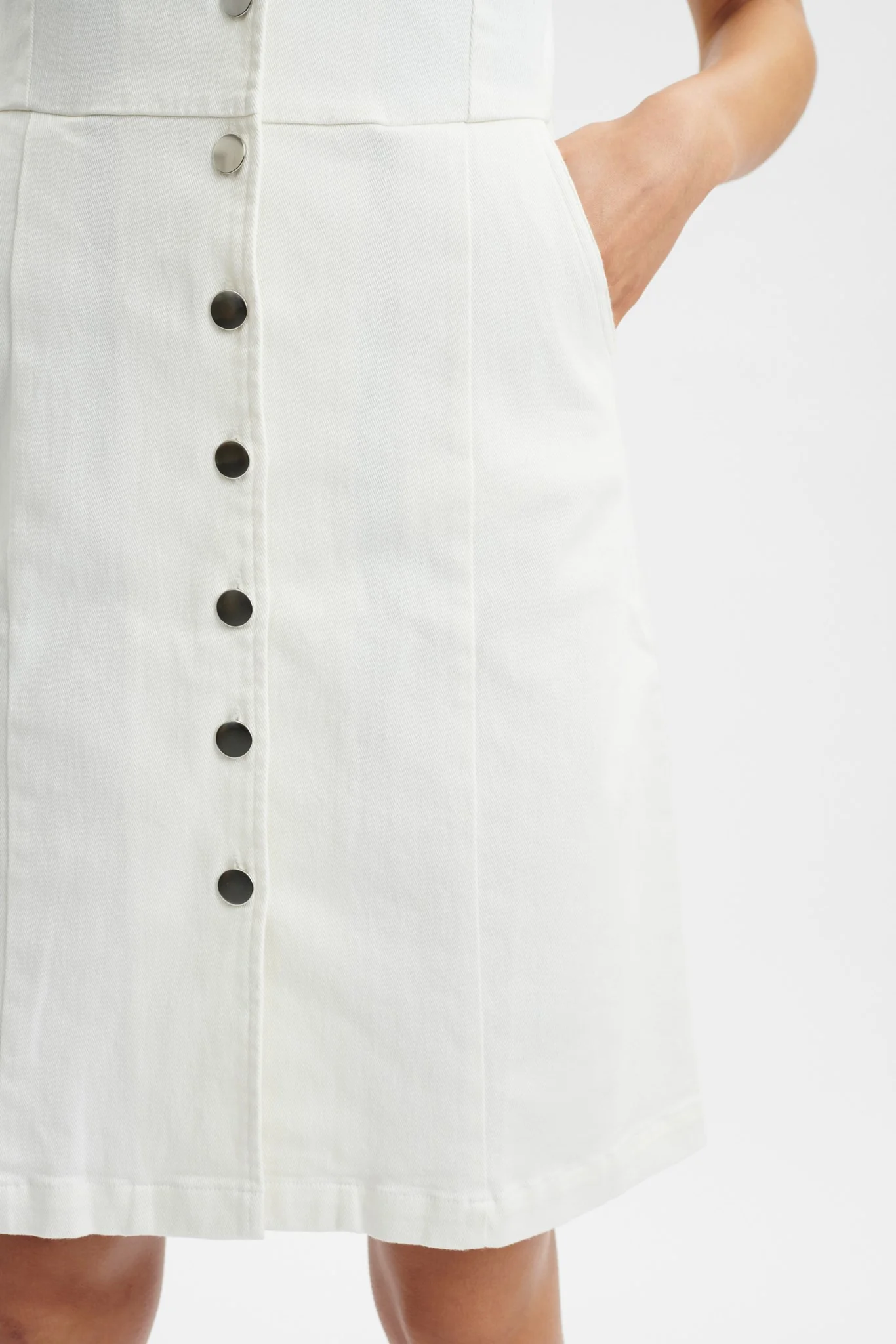NUCARLISLE DRESS - Pristine - Image 5