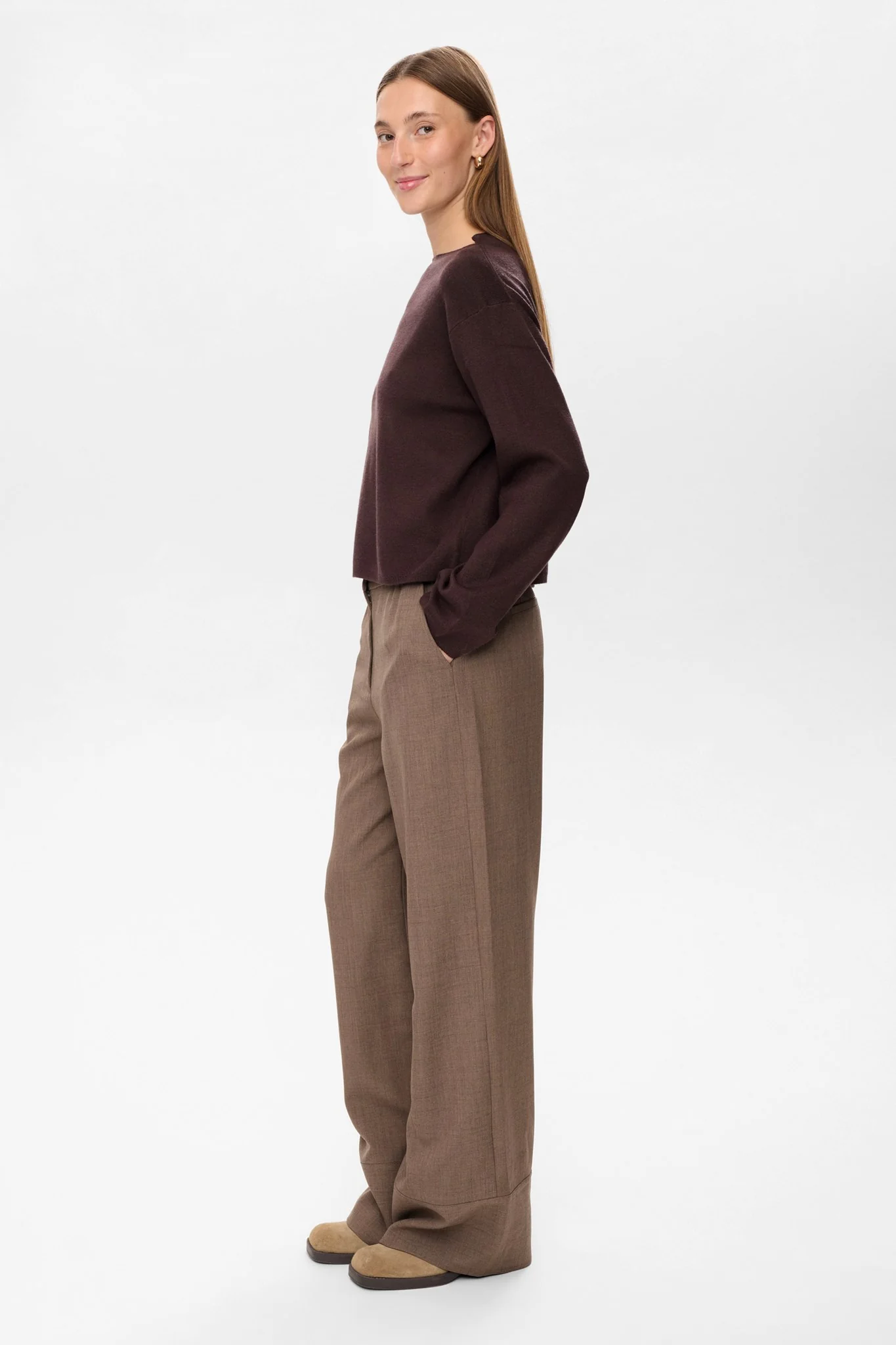 NUCARMA CROP PULLOVER   - Black Coffee - Image 3