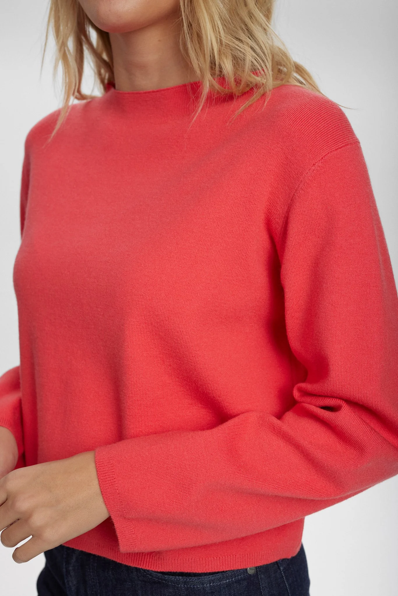 NUCARMA CROP PULLOVER   - Geranium - Image 5
