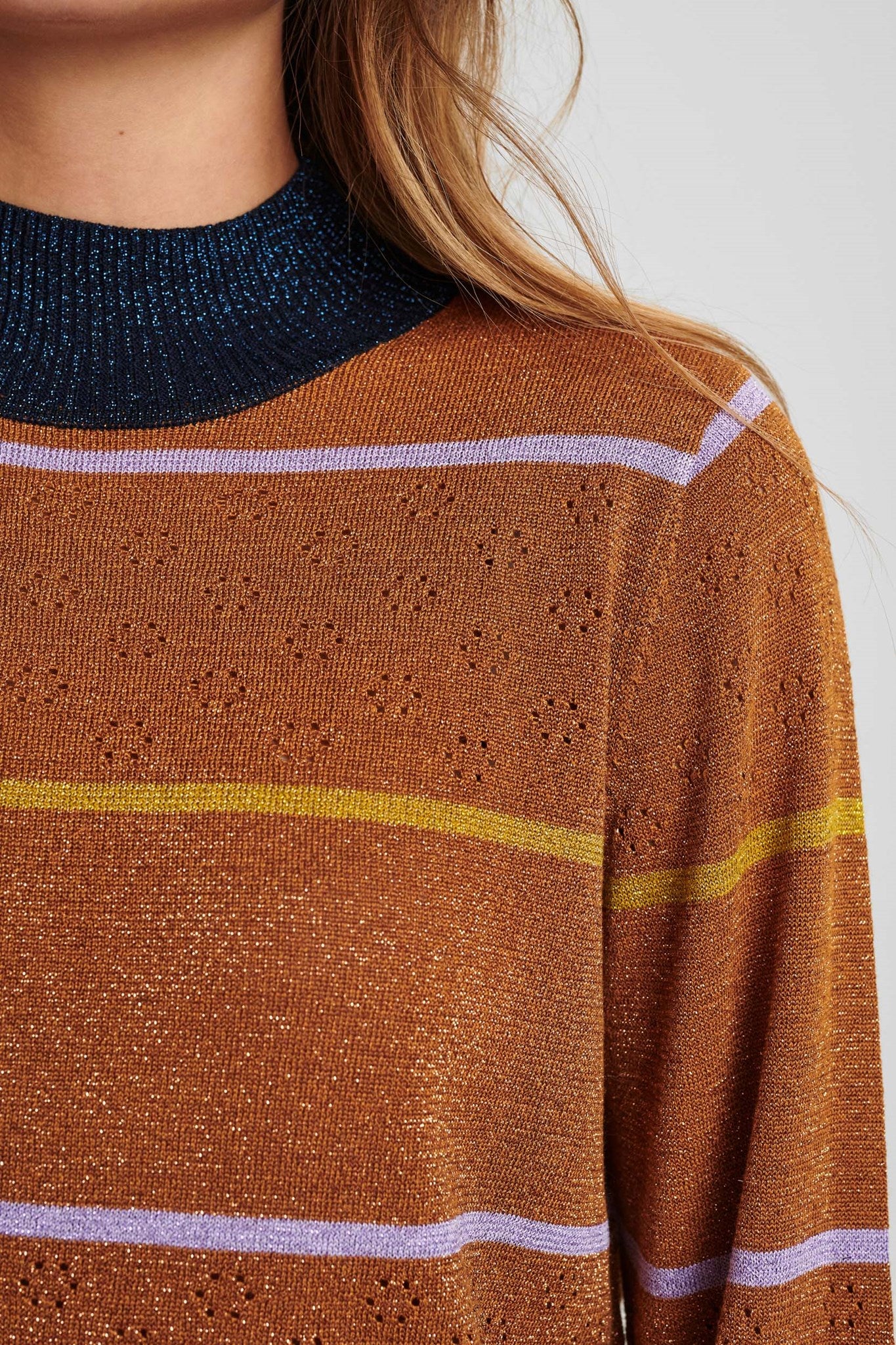 NUCARWEN TURTLENECK - Cathay Spice - Image 4