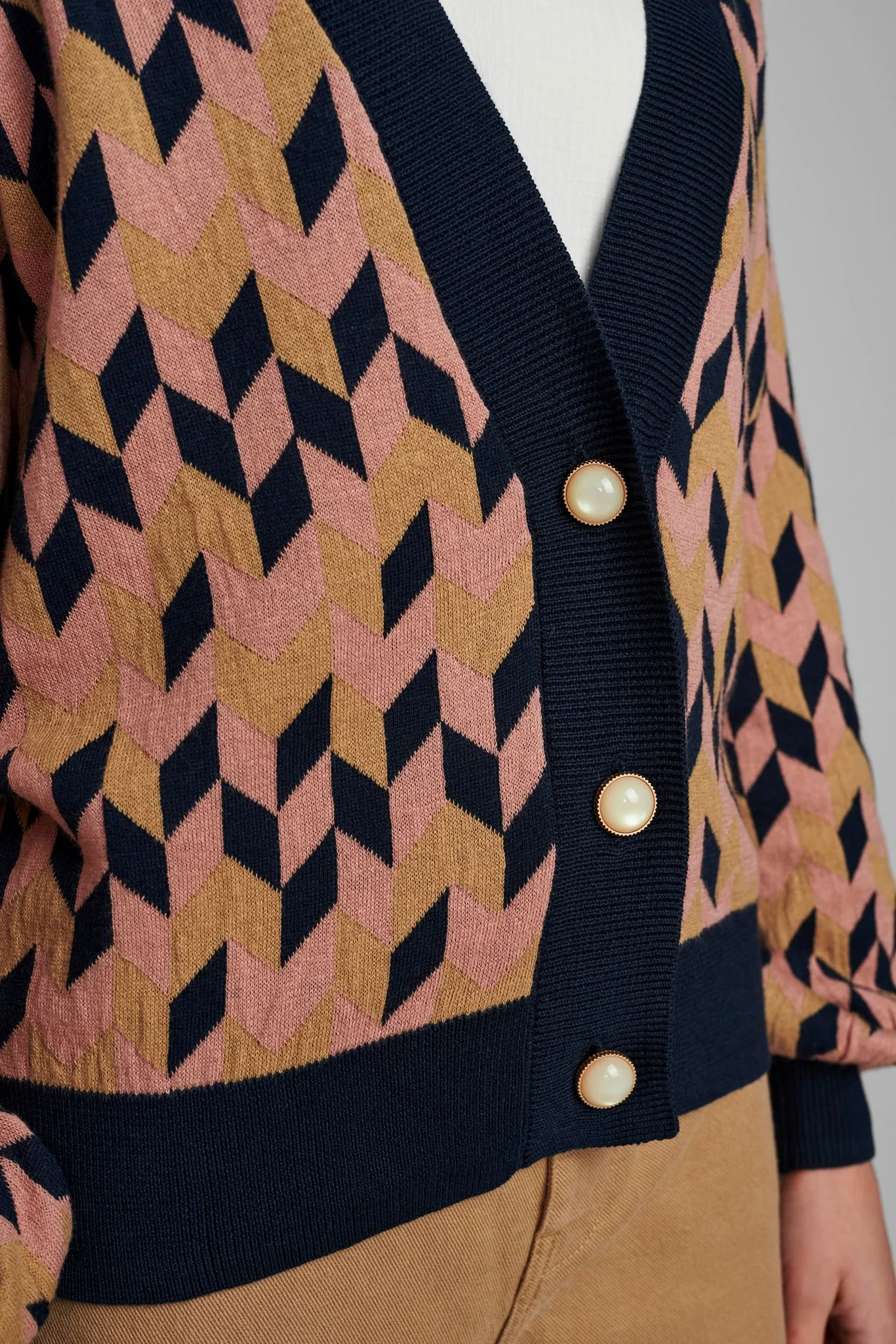 NUCHARIS CARDIGAN  - Ash Rose - Image 4