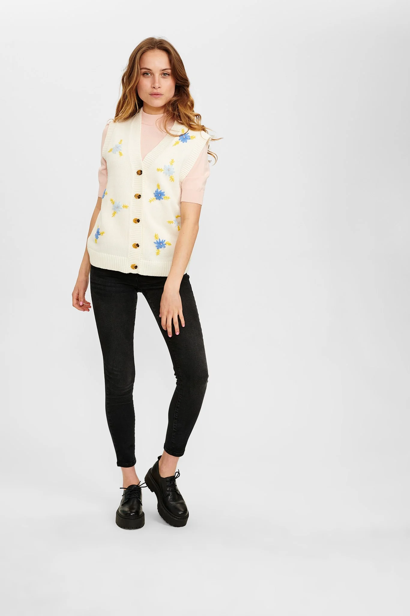 NUCHELA VEST - Cloud Dancer - Image 3
