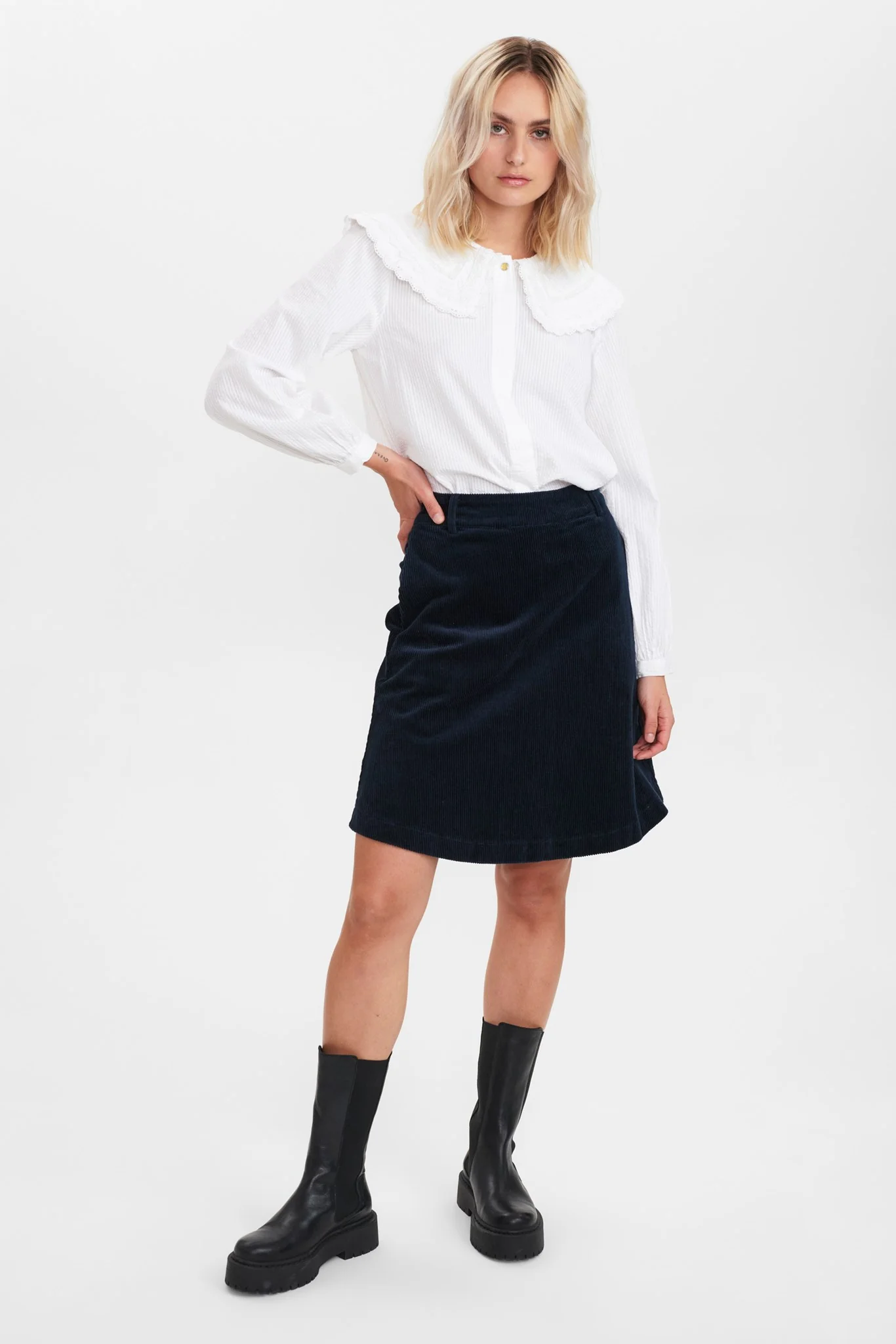 NUCHENOA SKIRT - Dark Sapphire - Image 3