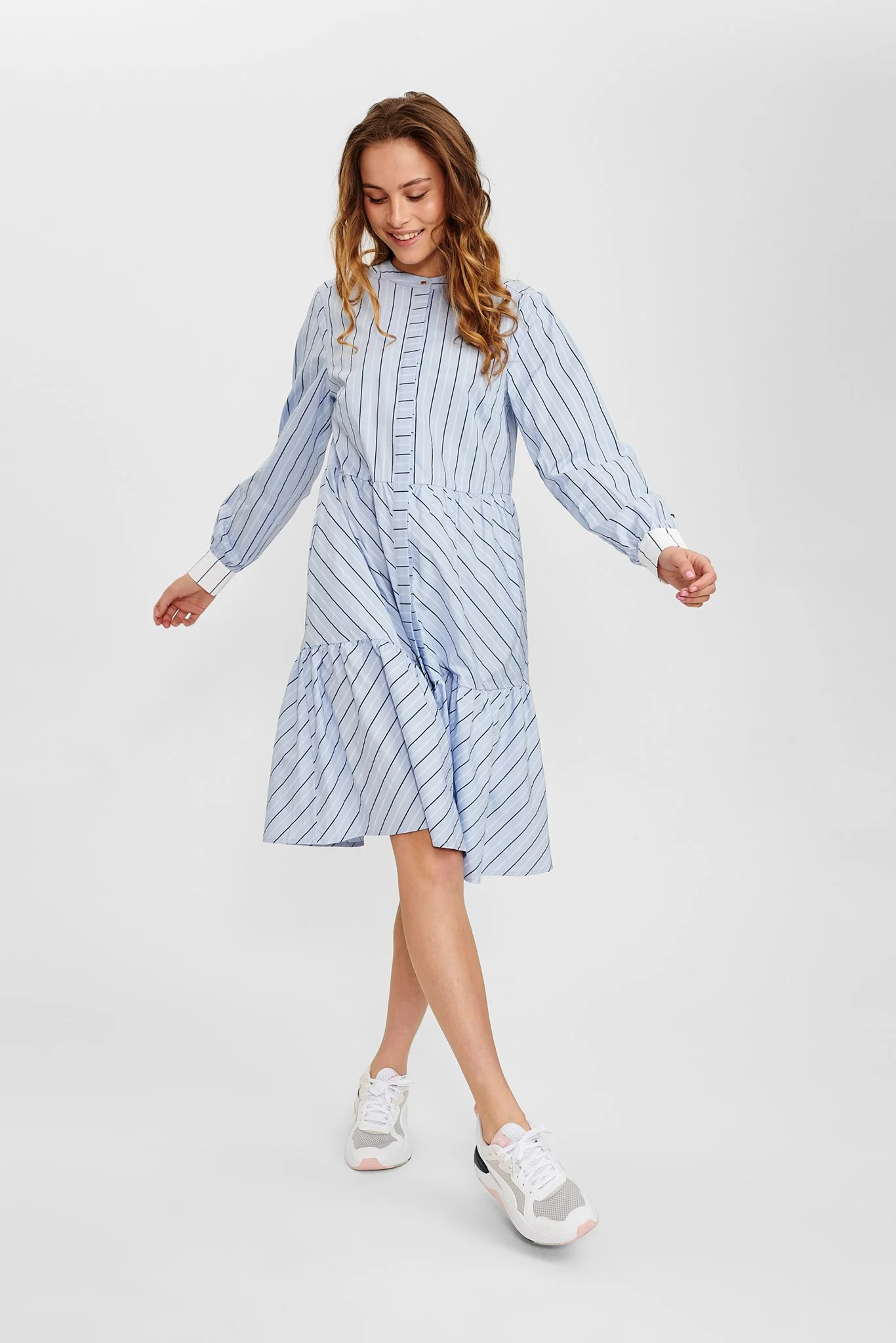 NUCLOVE DRESS - Cashmere Blue - Image 6