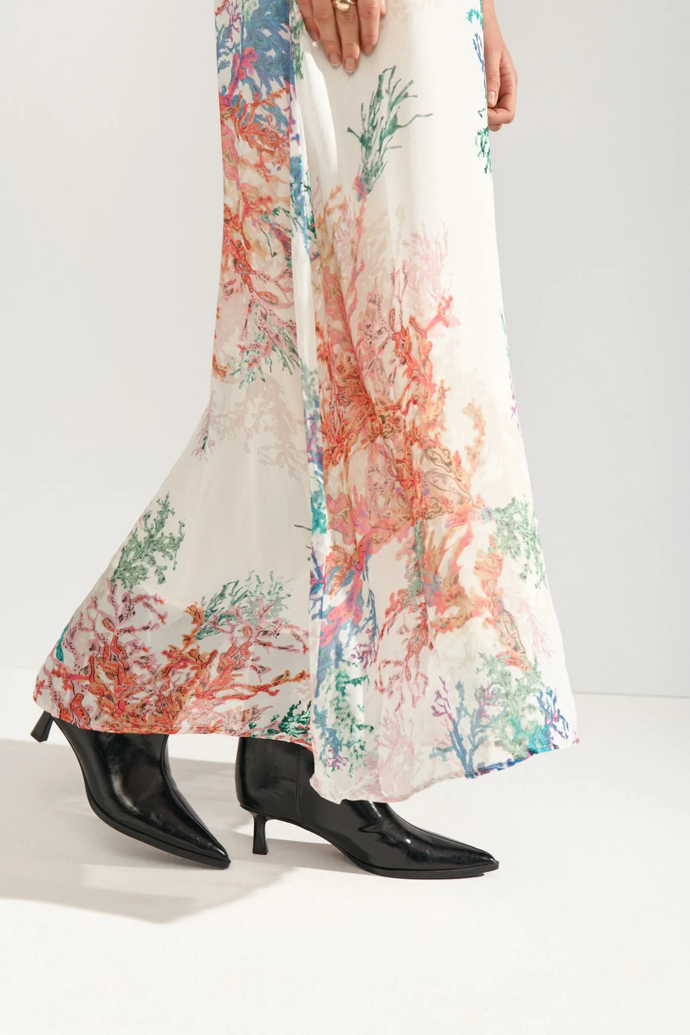 NUCORAL DRESS - Cloud Dancer - Image 5