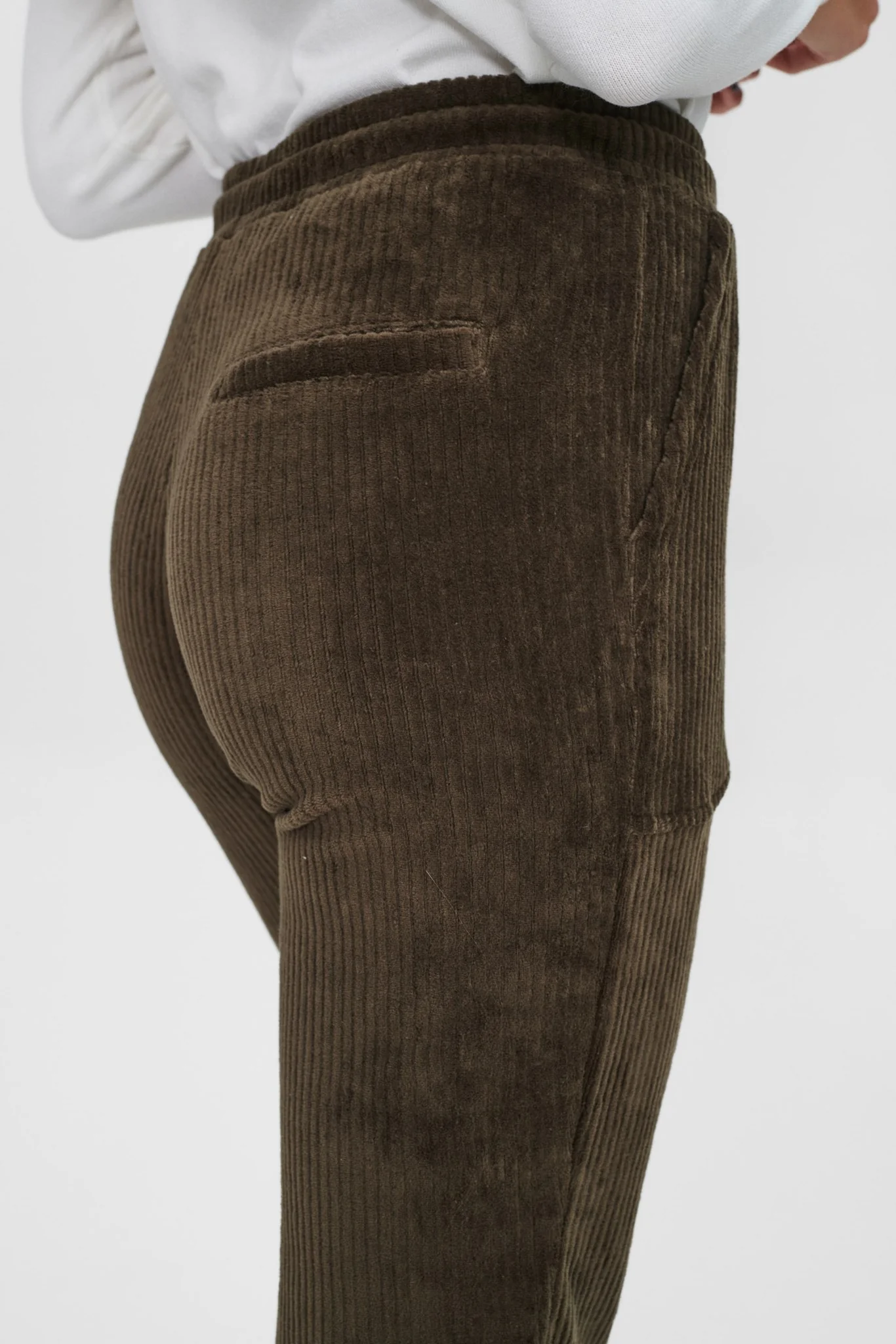 NUCORAZON PANT - BF - Grape leaf - Image 5