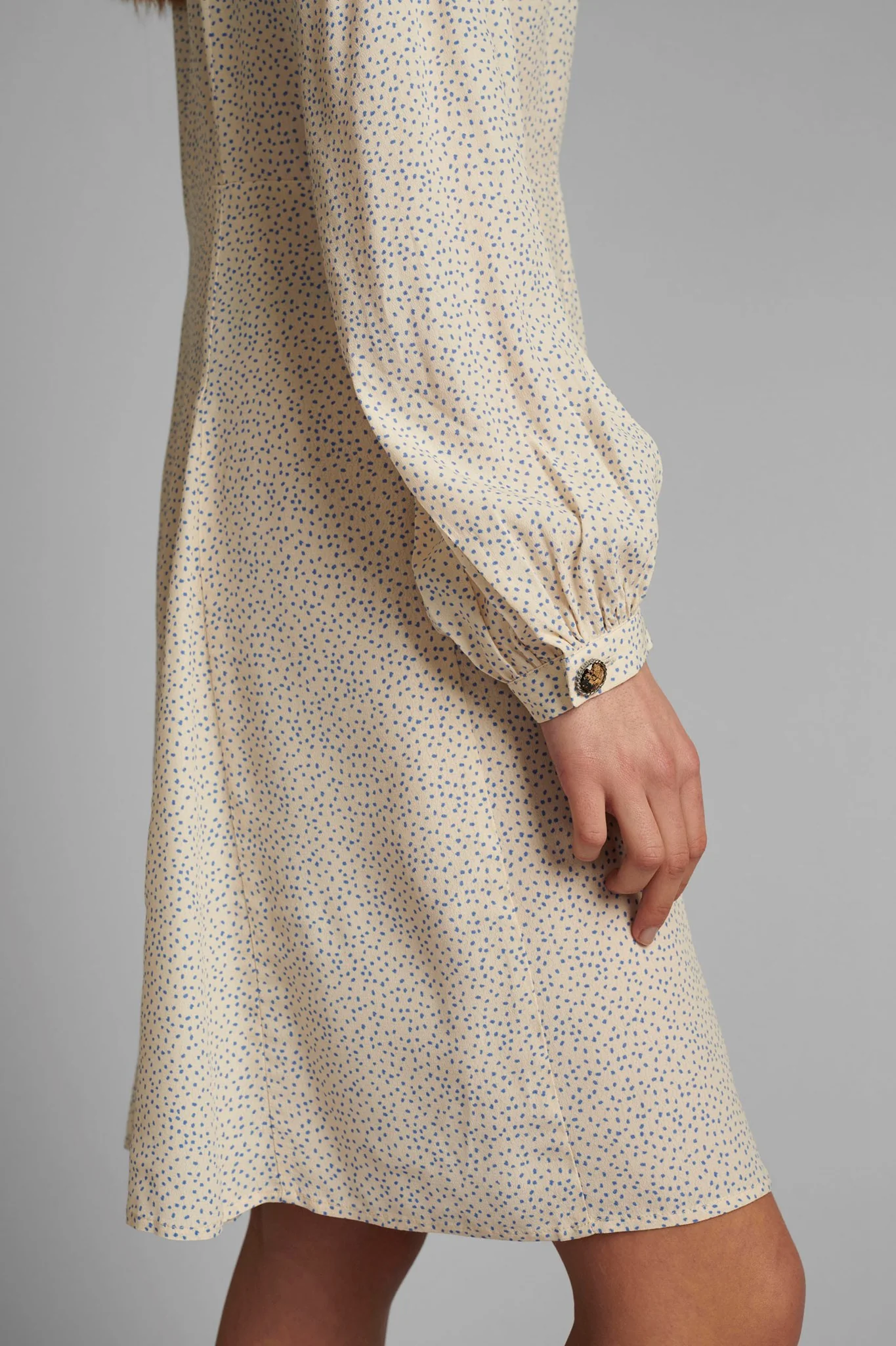 NUCORTNEY DRESS - Brazillian Sand - Image 5