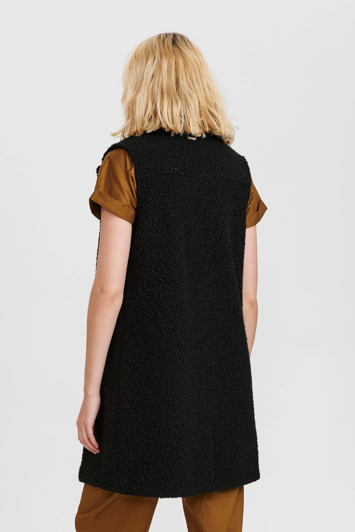 NUCYAN WAISTCOAT - Caviar - Image 2