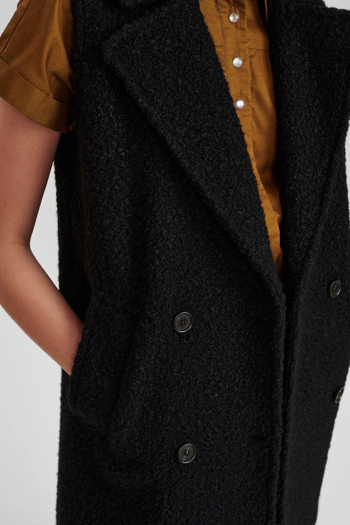 NUCYAN WAISTCOAT - Caviar - Image 5