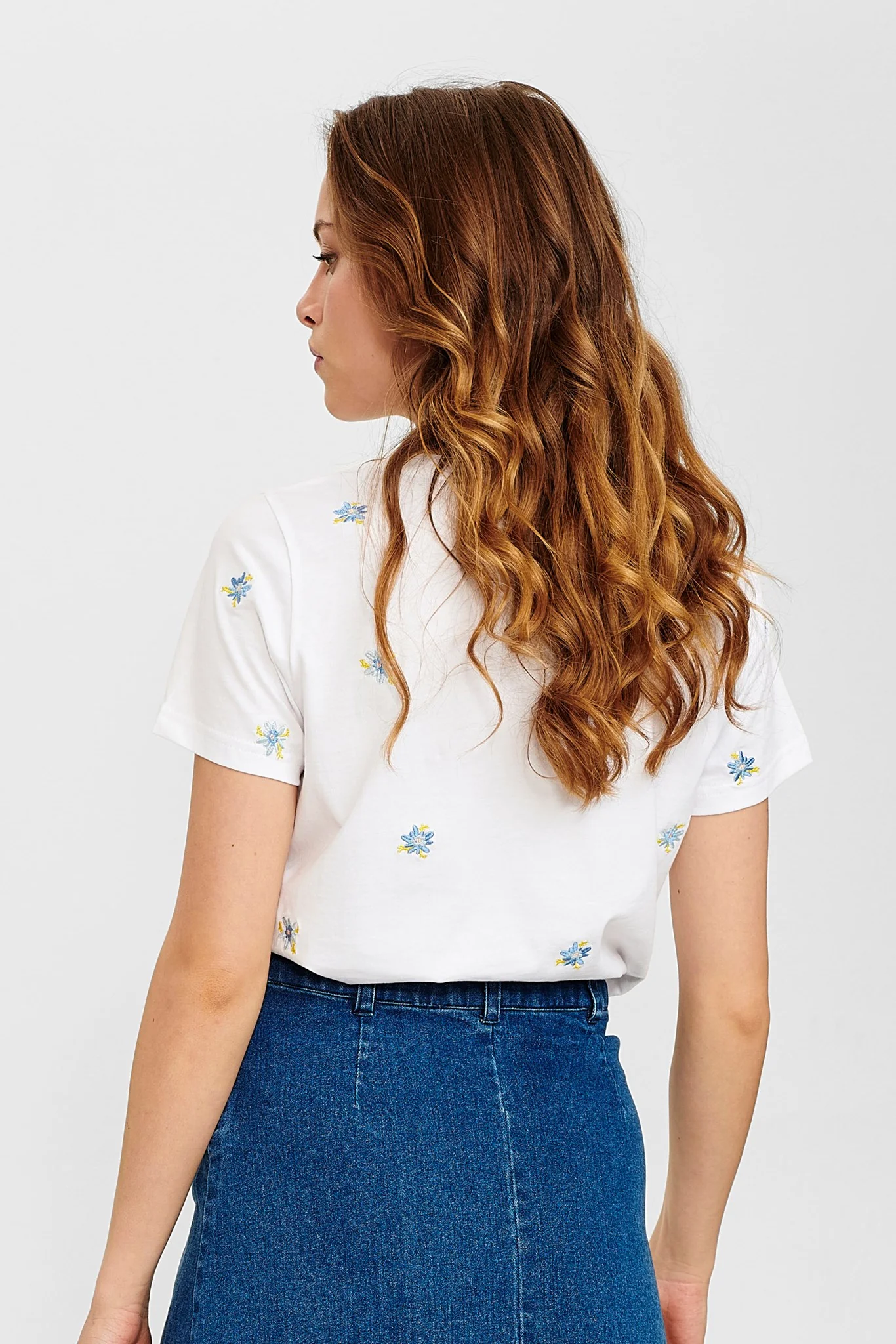 NUCYLIA TEE - Bright White - Image 2