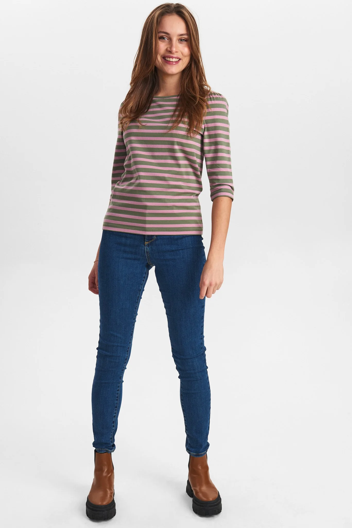 NUDAIA T-SHIRT - NOOS - GOTS - Deep Lichen Green - Image 3