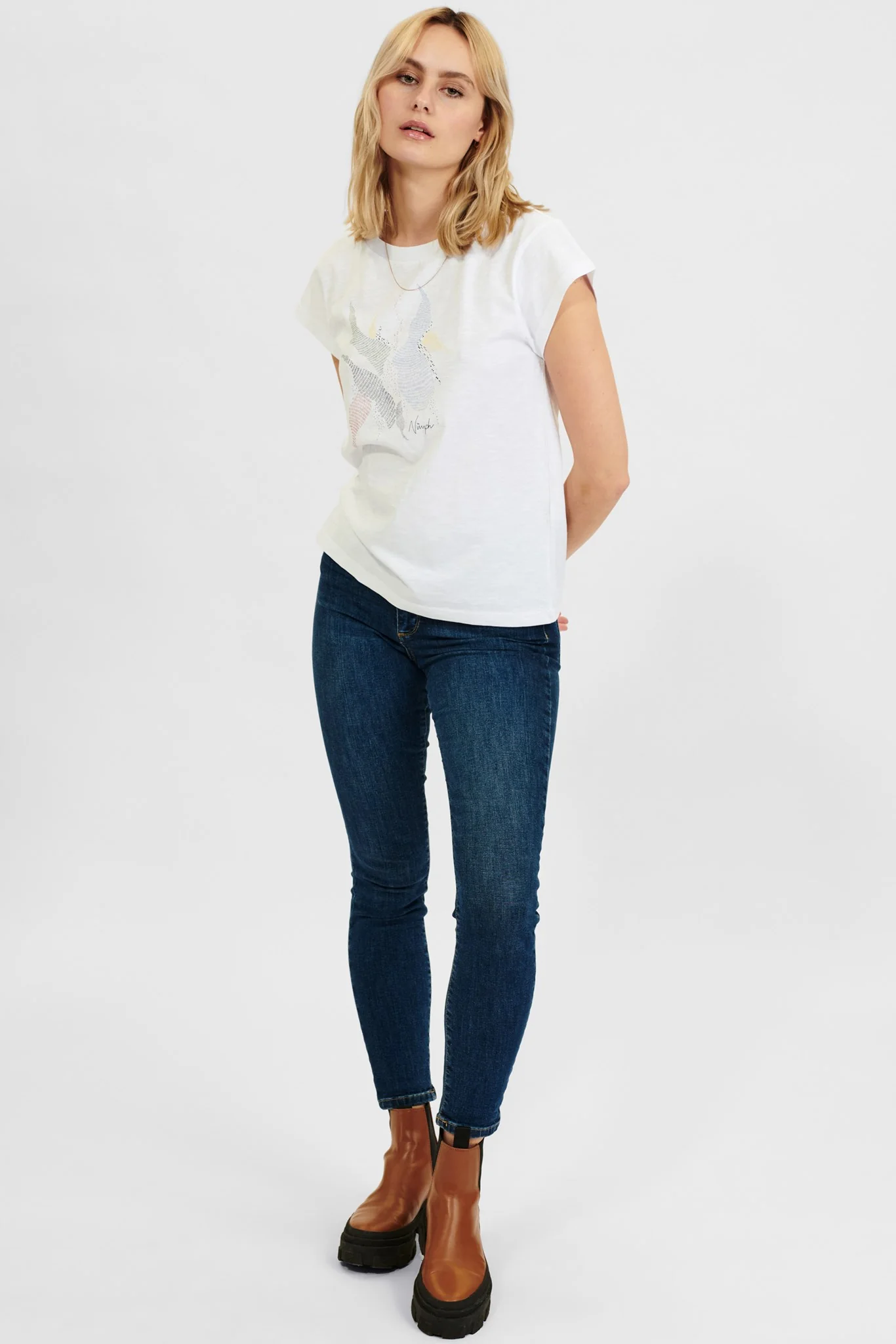 NUDAKOTA TEE - Bright White - Image 3