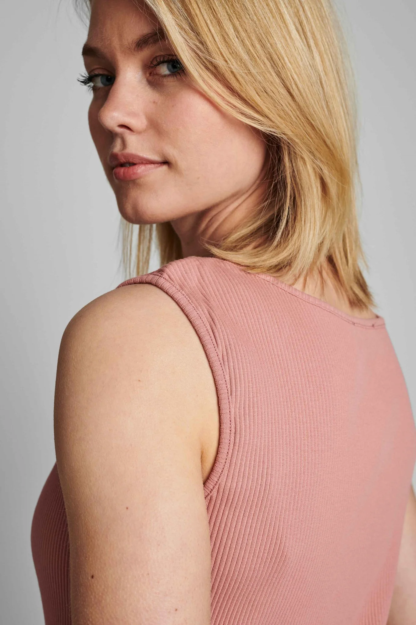 NUDARI TOP - NOOS - Ash Rose - Image 5