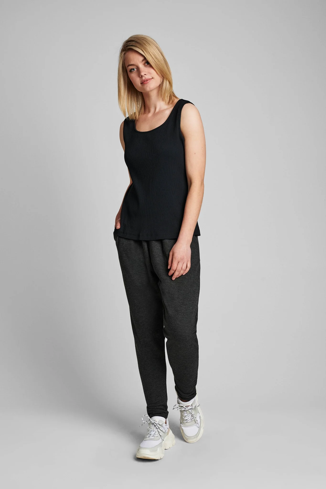 NUDARI TOP - NOOS - Caviar - Image 3