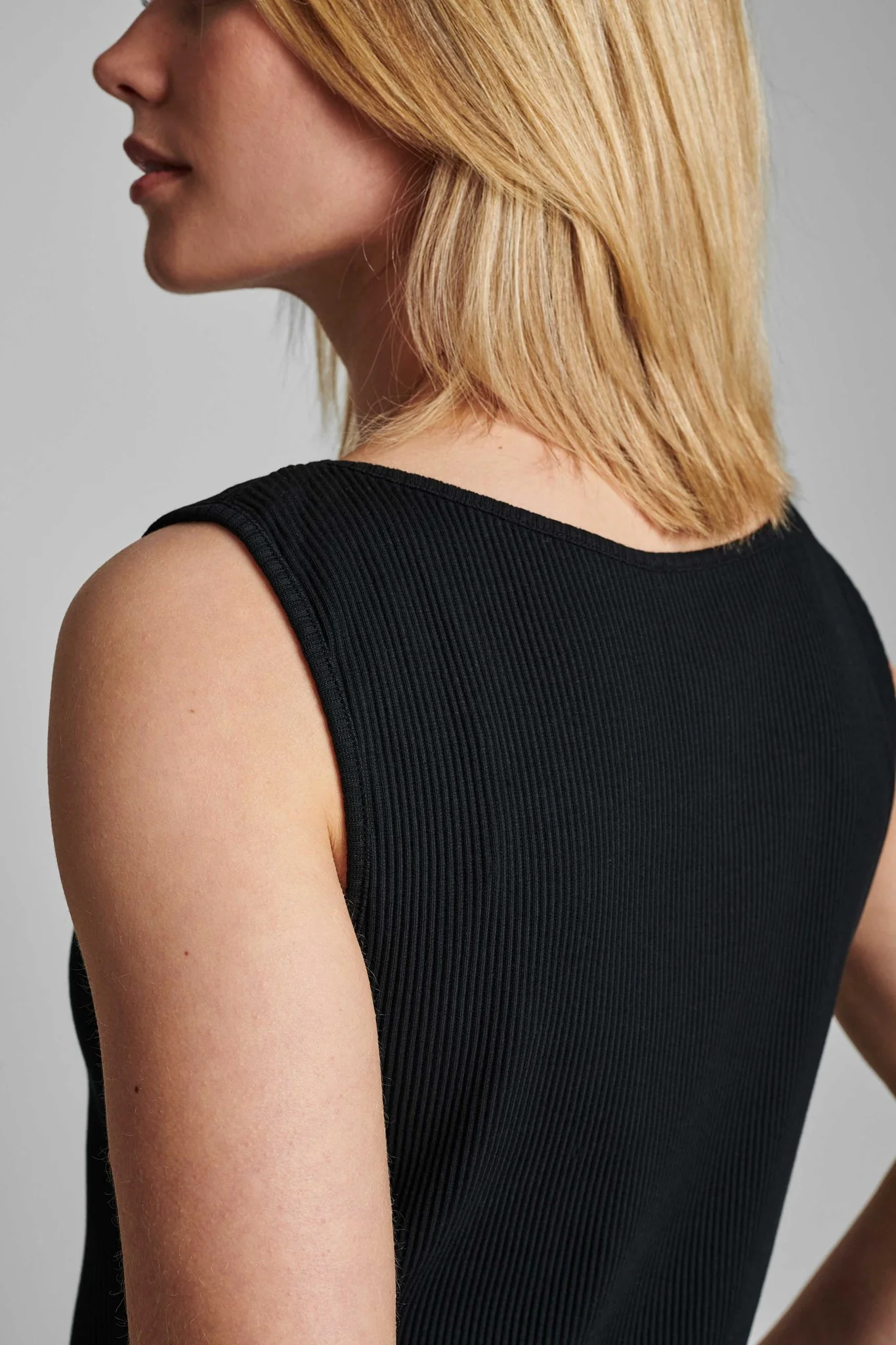 NUDARI TOP - NOOS - Caviar - Image 5