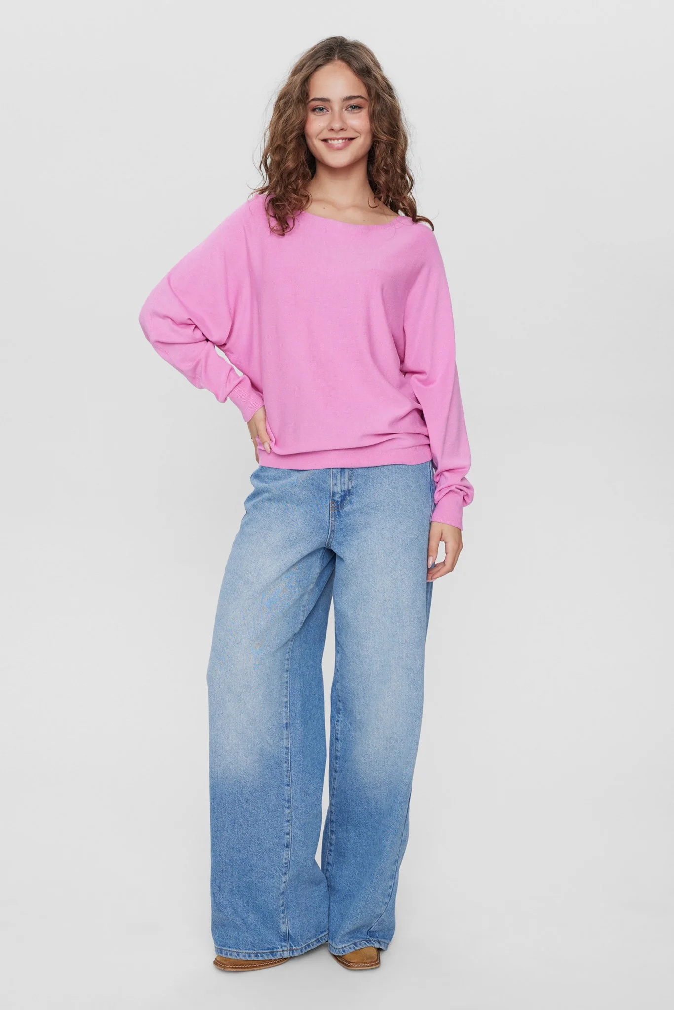 NUDAYA PULLOVER  - Fuchsia Pink - Image 3
