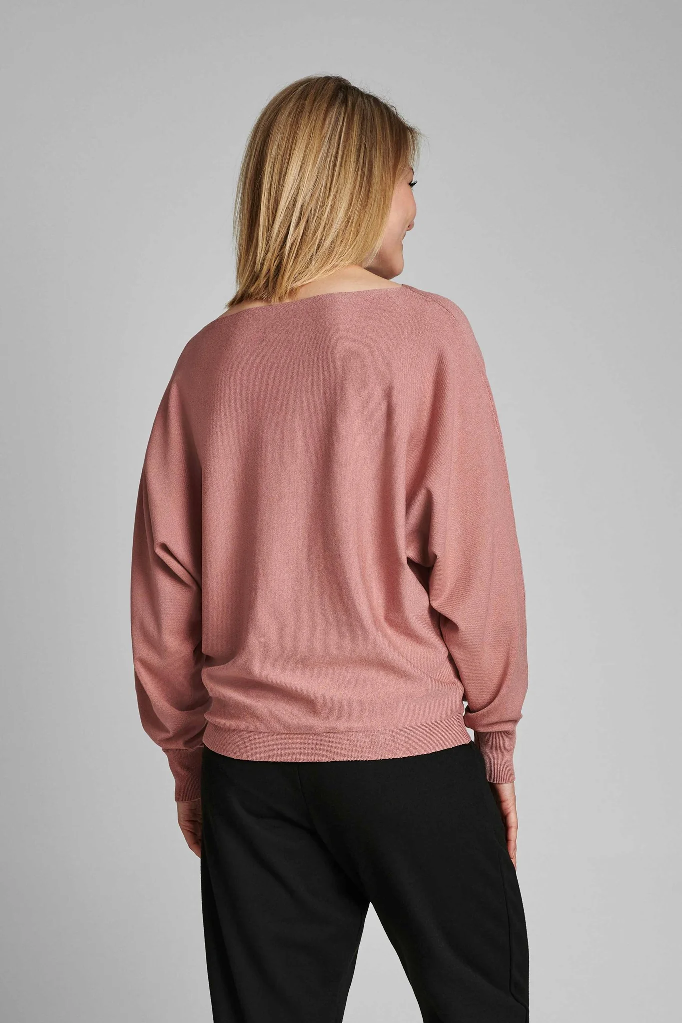 NUDAYA PULLOVER - NOOS - Ash Rose - Image 2