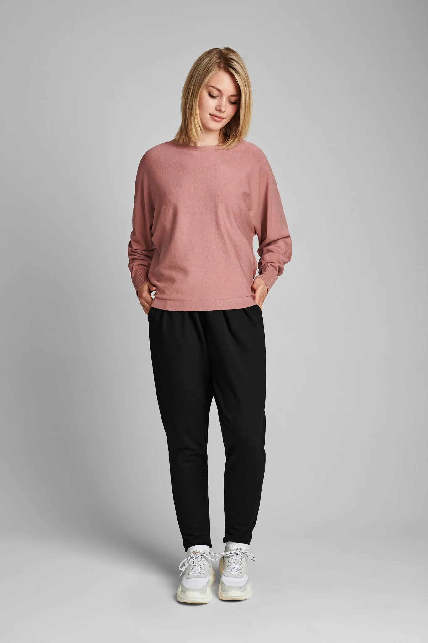 NUDAYA PULLOVER - NOOS - Ash Rose - Image 3