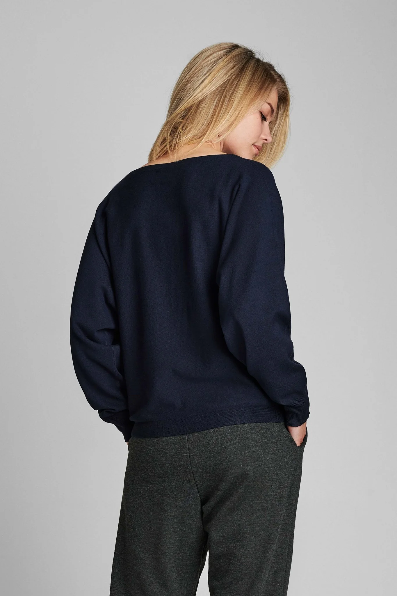 NUDAYA PULLOVER - NOOS - Dark Sapphire - Image 2