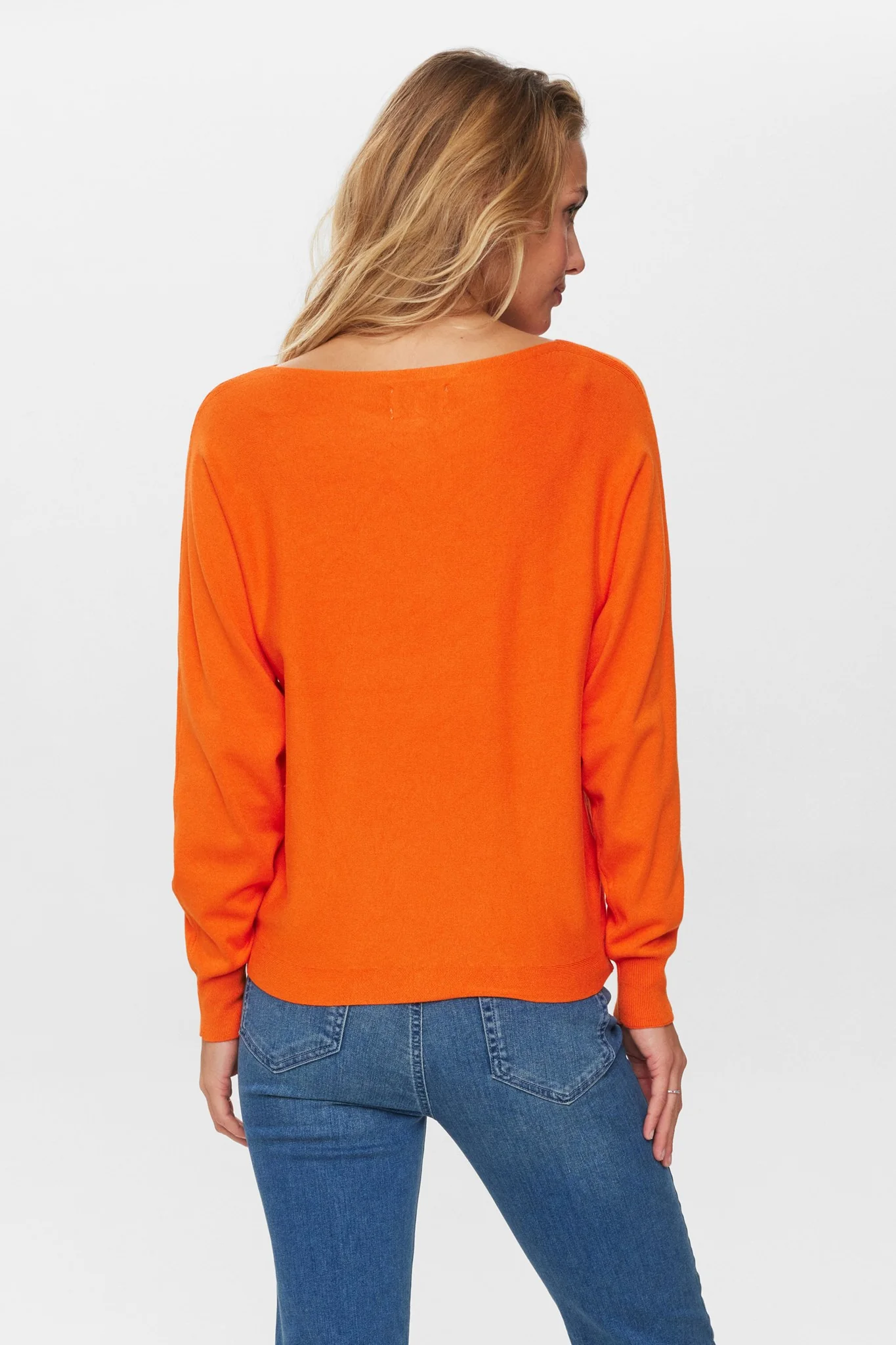 NUDAYA PULLOVER  - Red Orange - Image 2