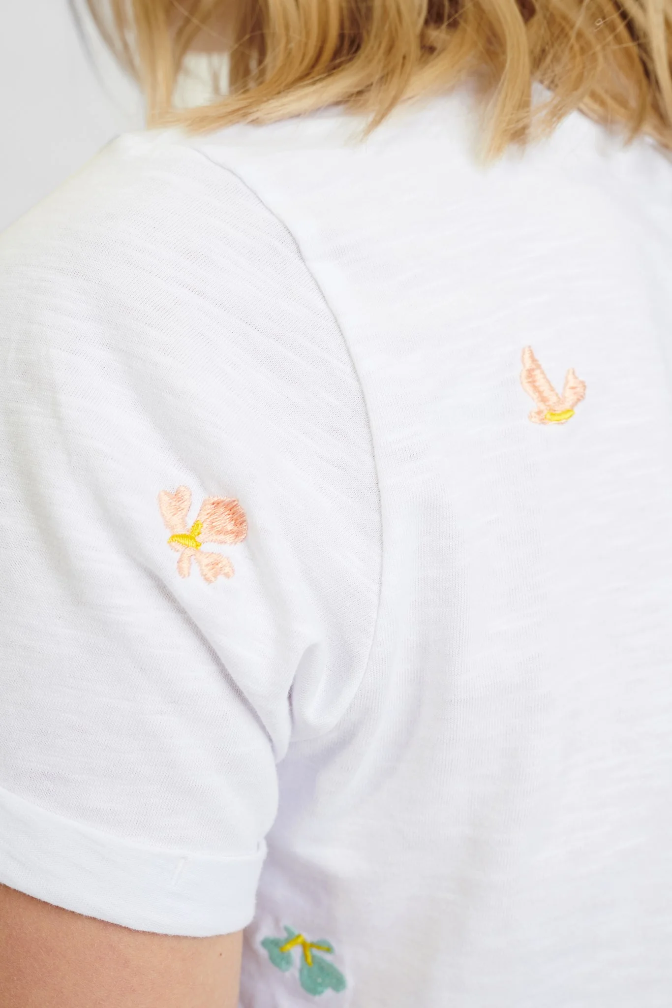 NUDELPHI TEE - Bright White - Image 4