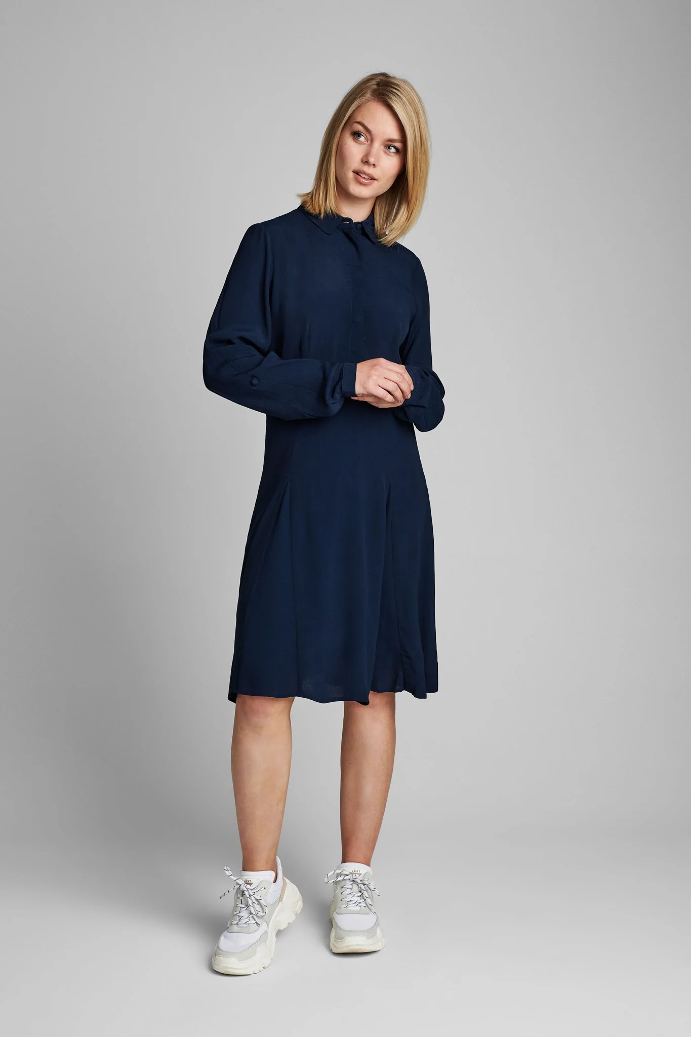 NUDELSIA DRESS -NOOS - Dark Sapphire - Image 3