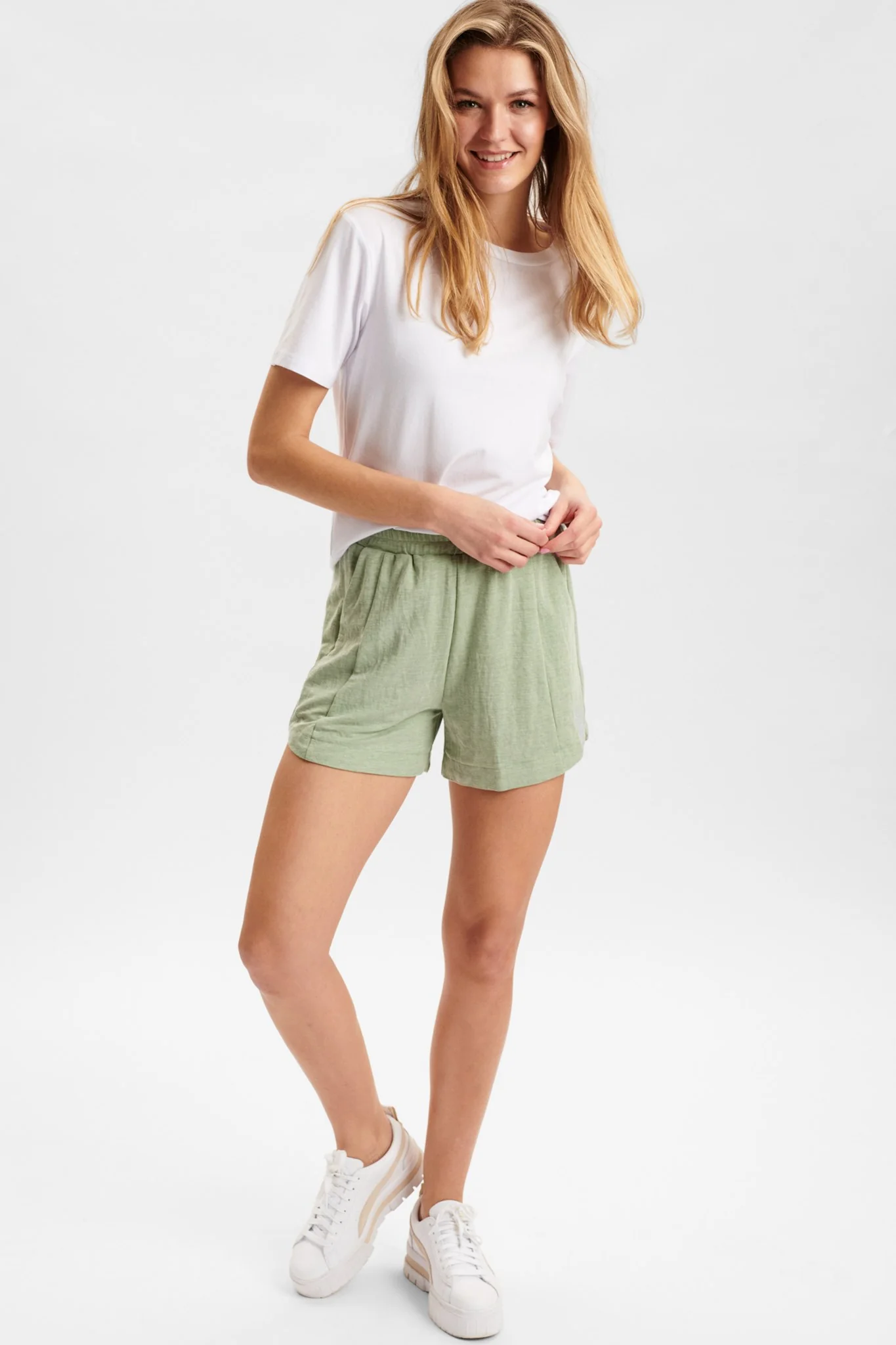 NUDOMINO SHORTS - Sea Foam - Image 3