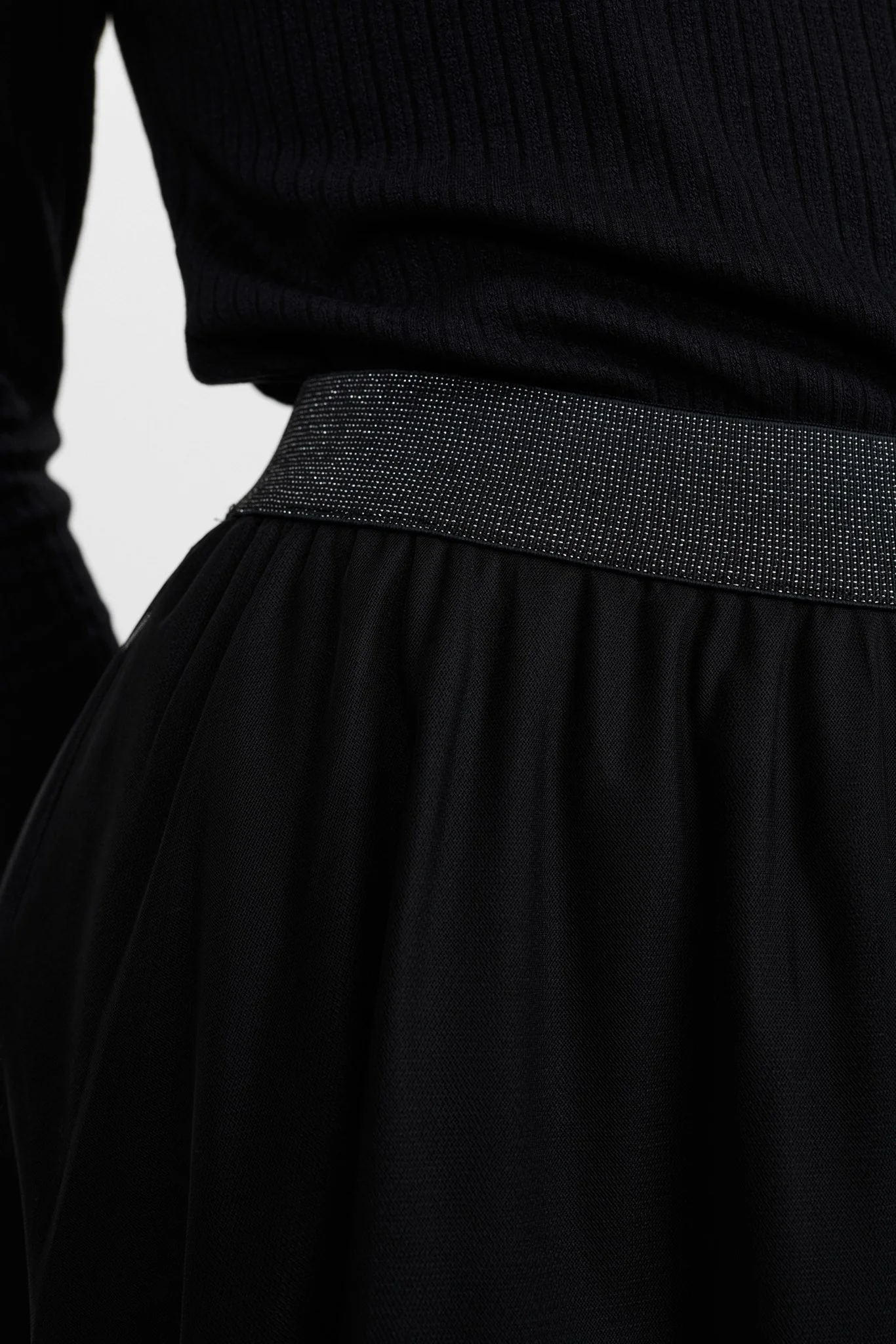 NUEA SKIRT - Caviar - Image 4