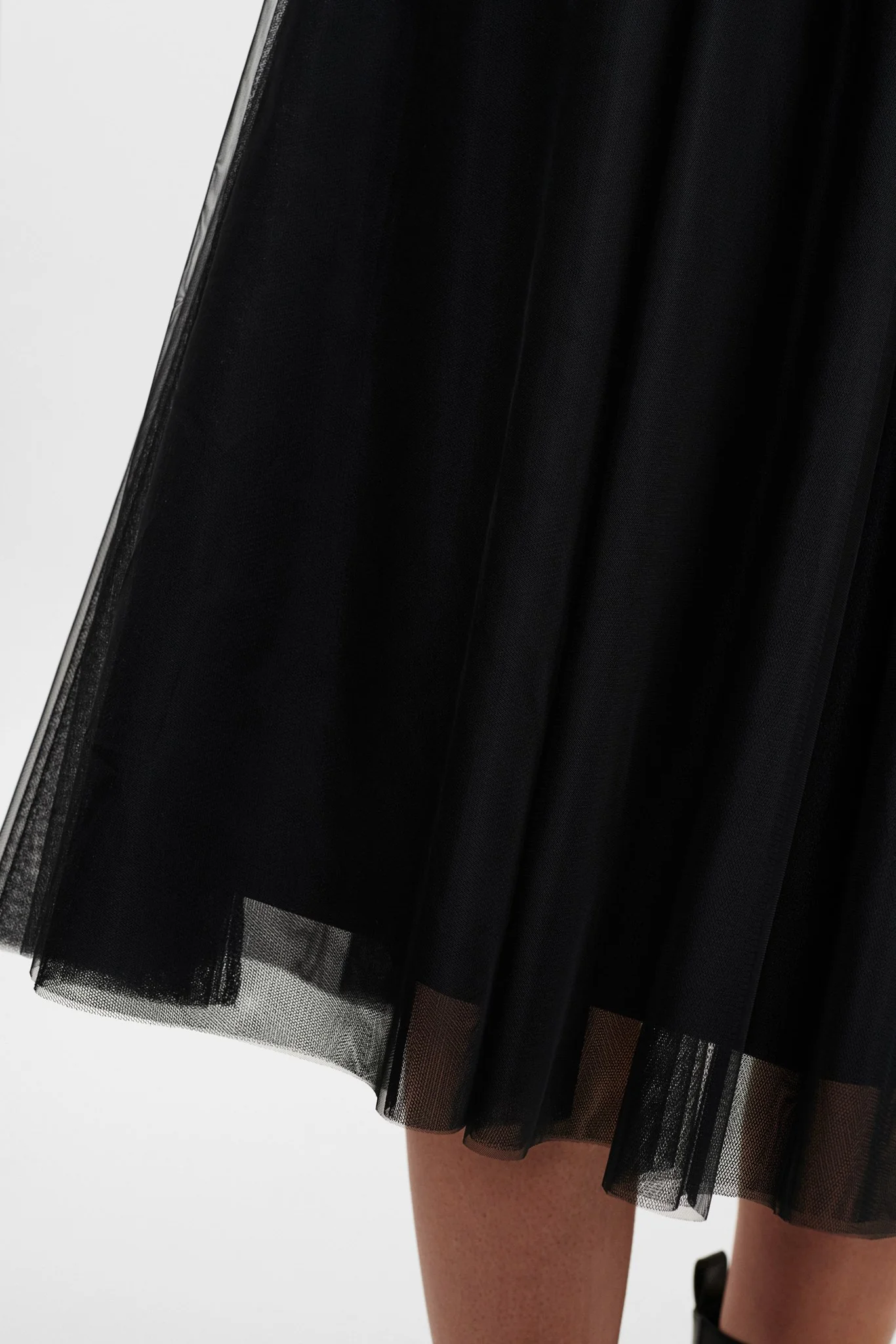 NUEA SKIRT - Caviar - Image 5