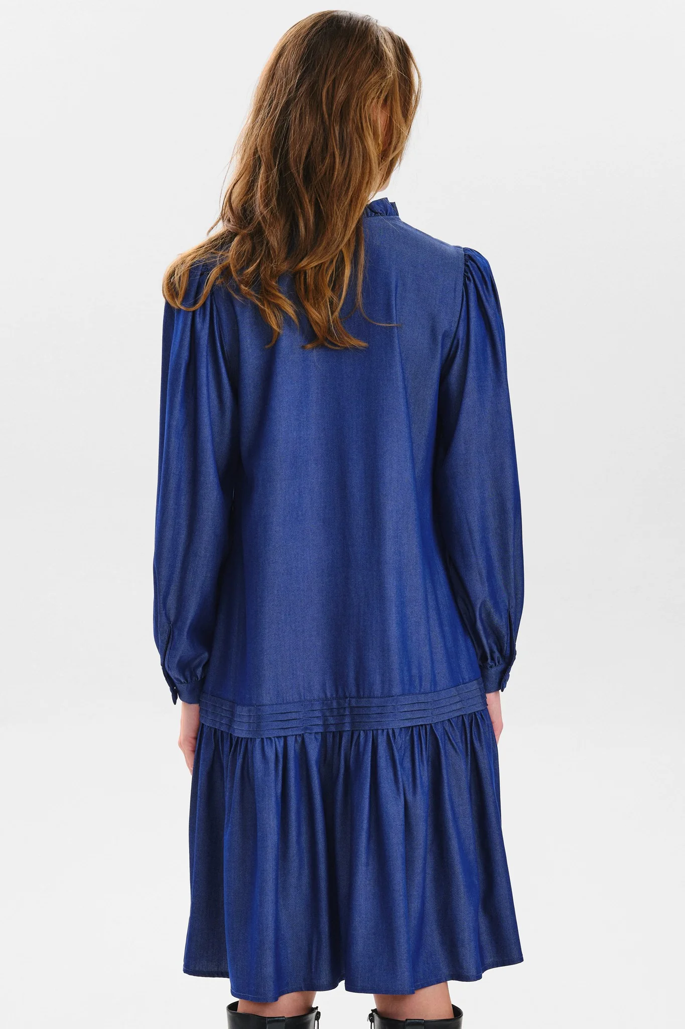 NUEDIBE DRESS - Medium Blue Denim - Image 2