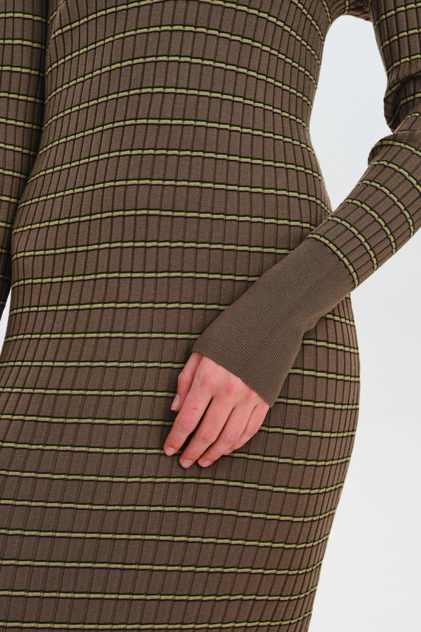 NUEDIE DRESS - Deep Lichen Green - Image 5