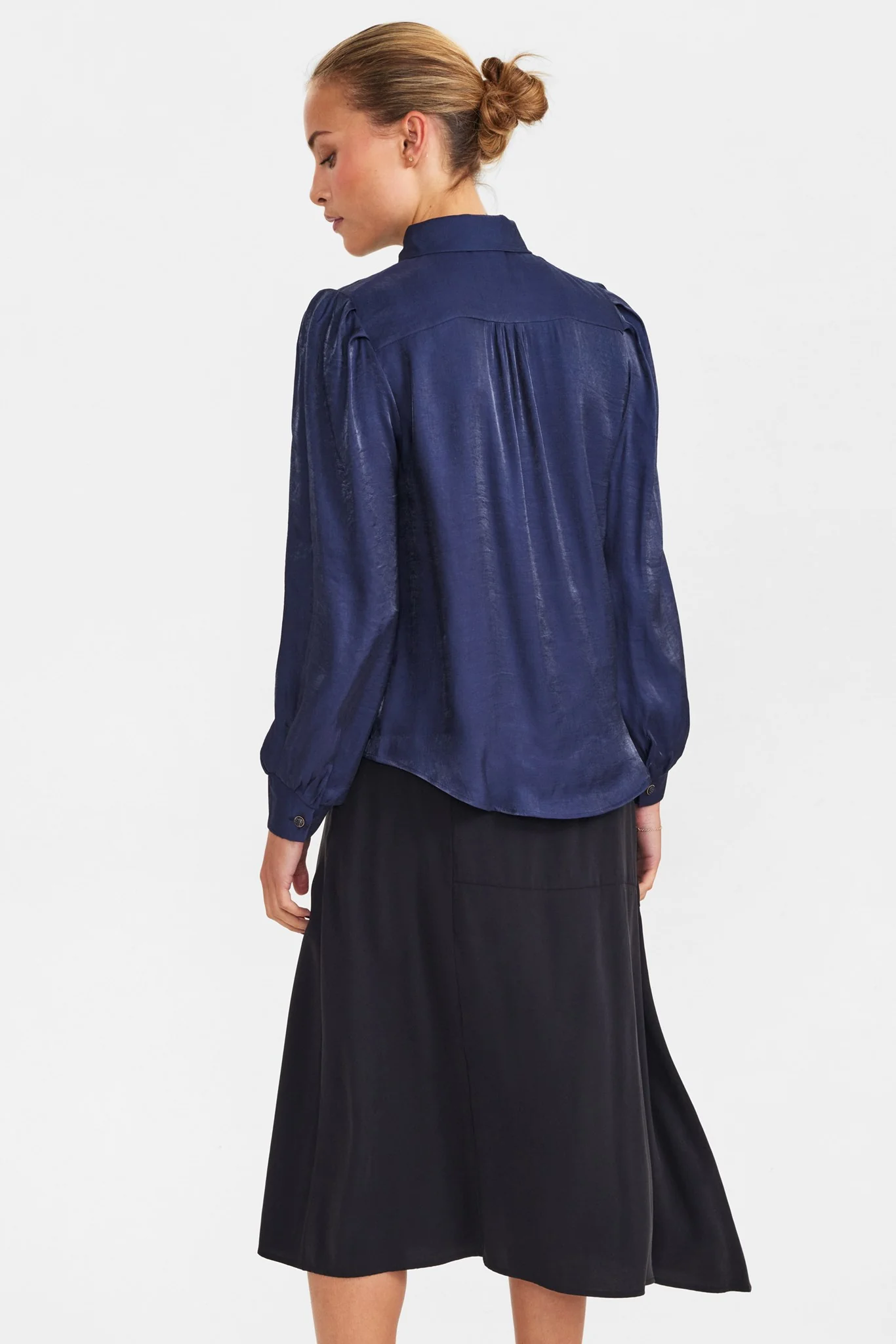 NUEDITTE SHIRT - Dark Sapphire - Image 2
