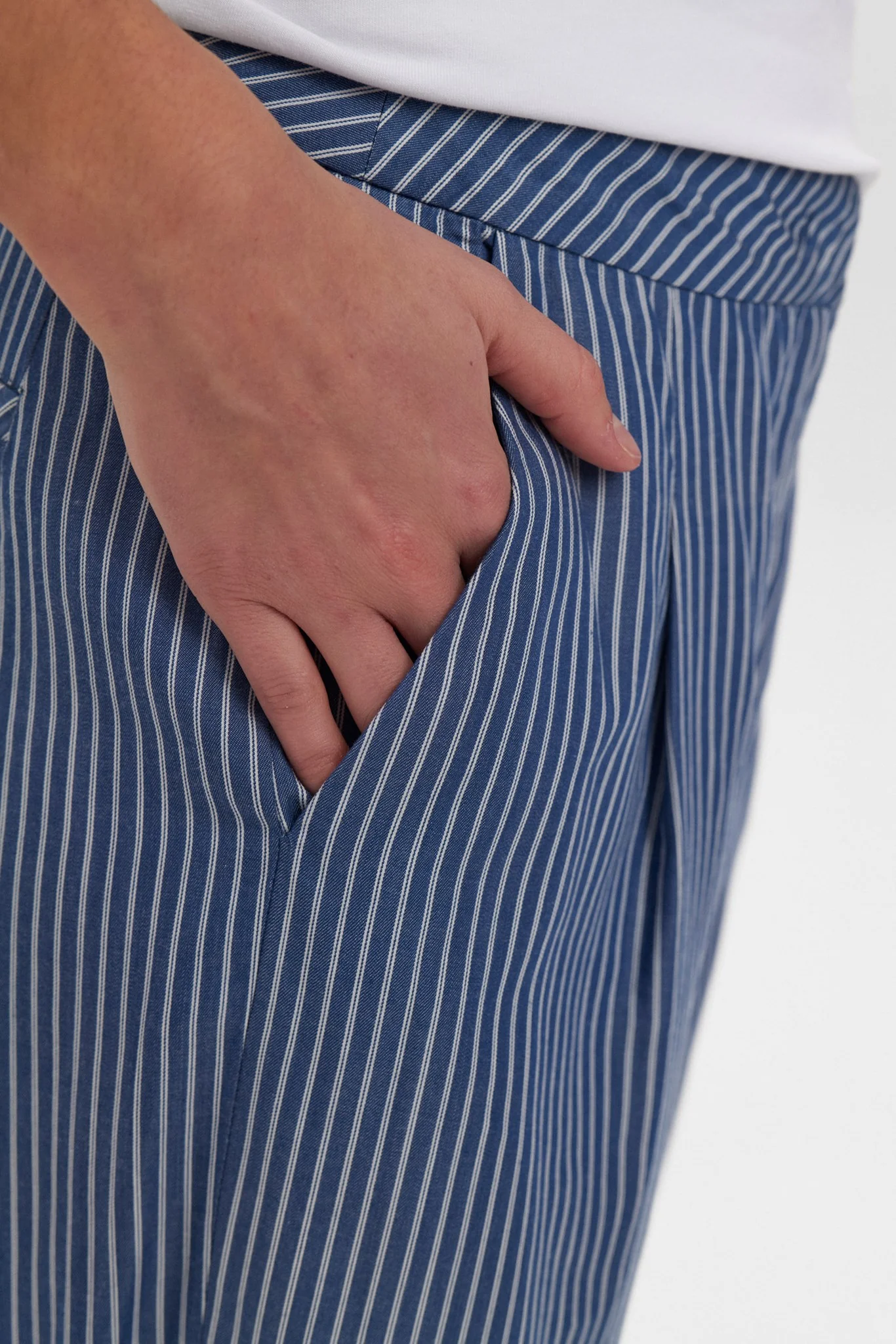 NUELEANOR PANTS - Medium Blue Denim - Image 5