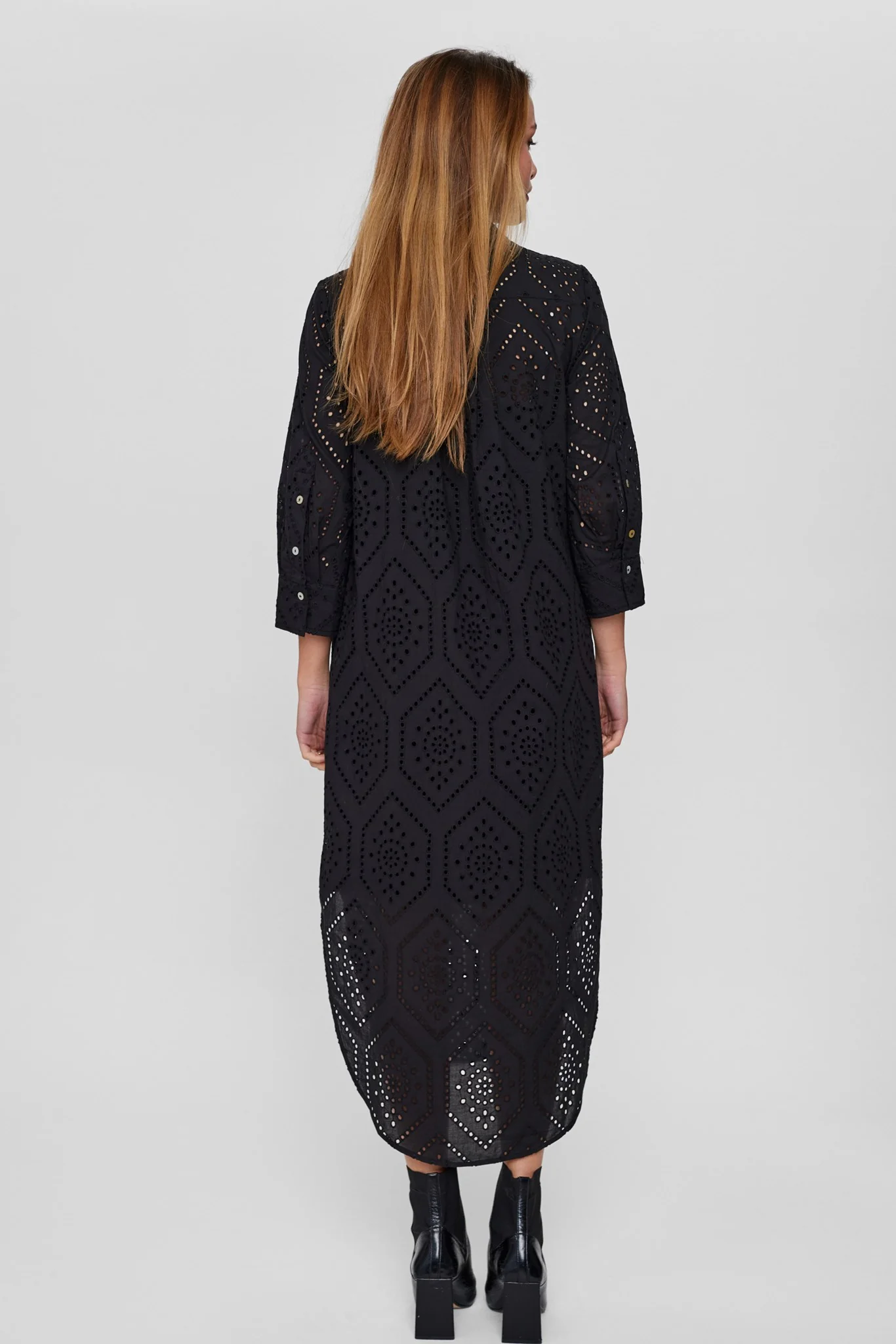 NUELIA LONG DRESS - Caviar - Image 2
