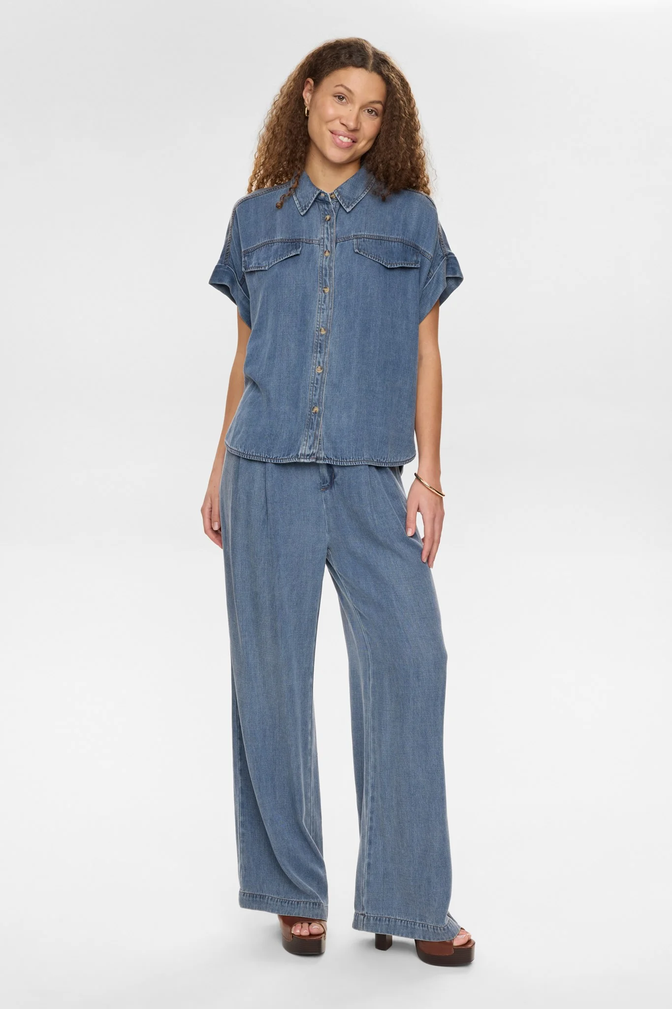NUELIDA SLEEVELESS SHIRT - Snow Washed Denim - Image 3