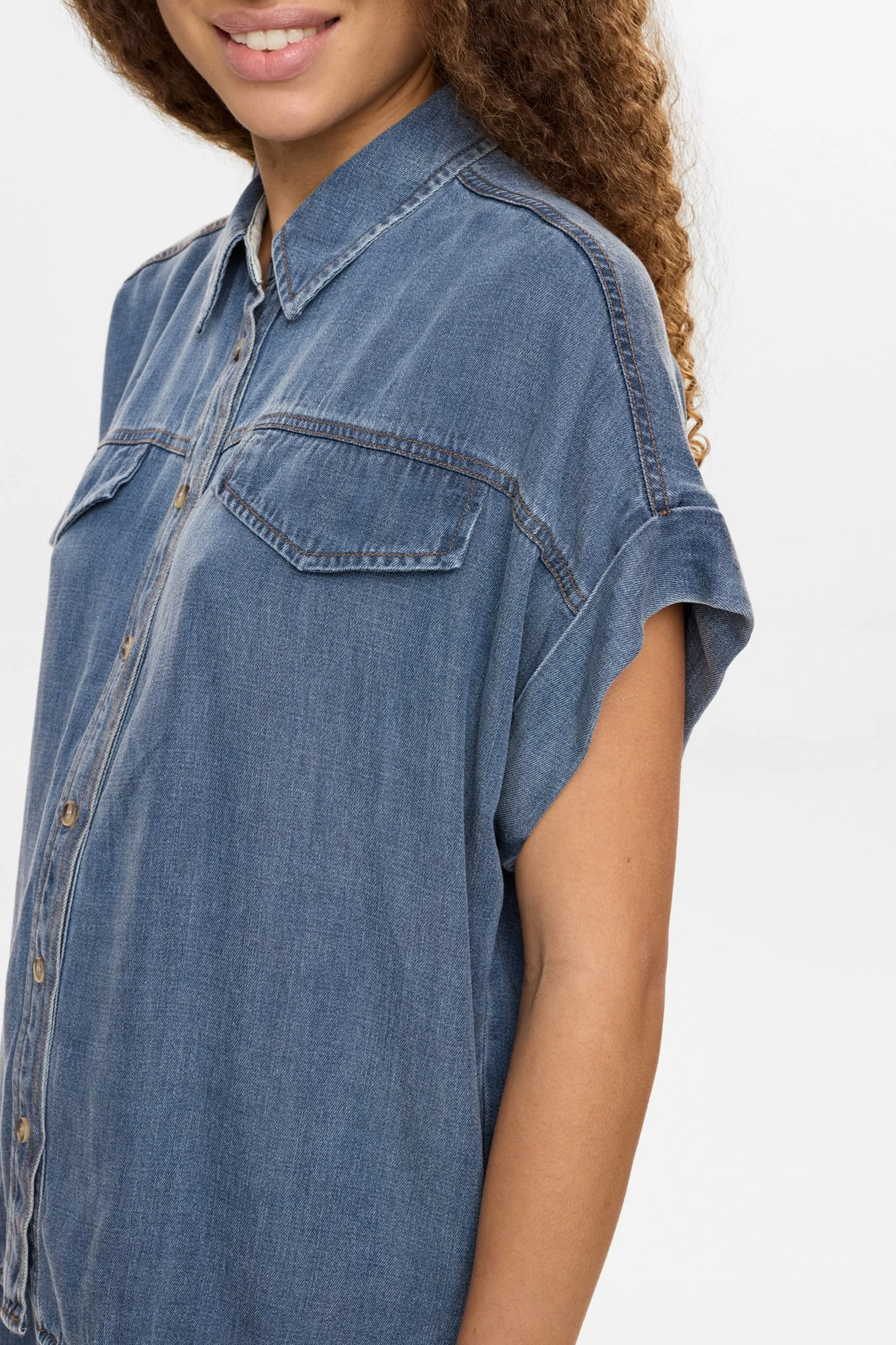 NUELIDA SLEEVELESS SHIRT - Snow Washed Denim - Image 4