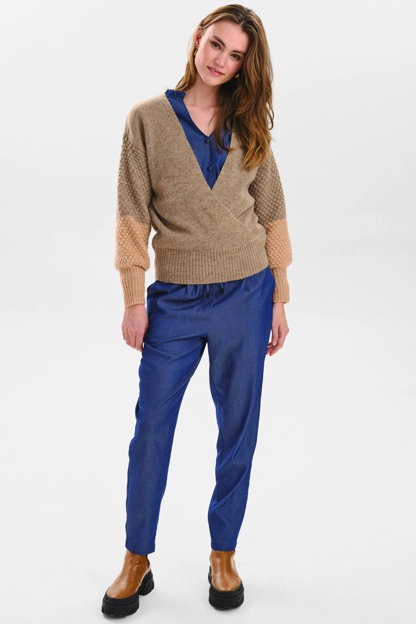 NUELINE WRAP PULLOVER - Raw Sienna - Image 3