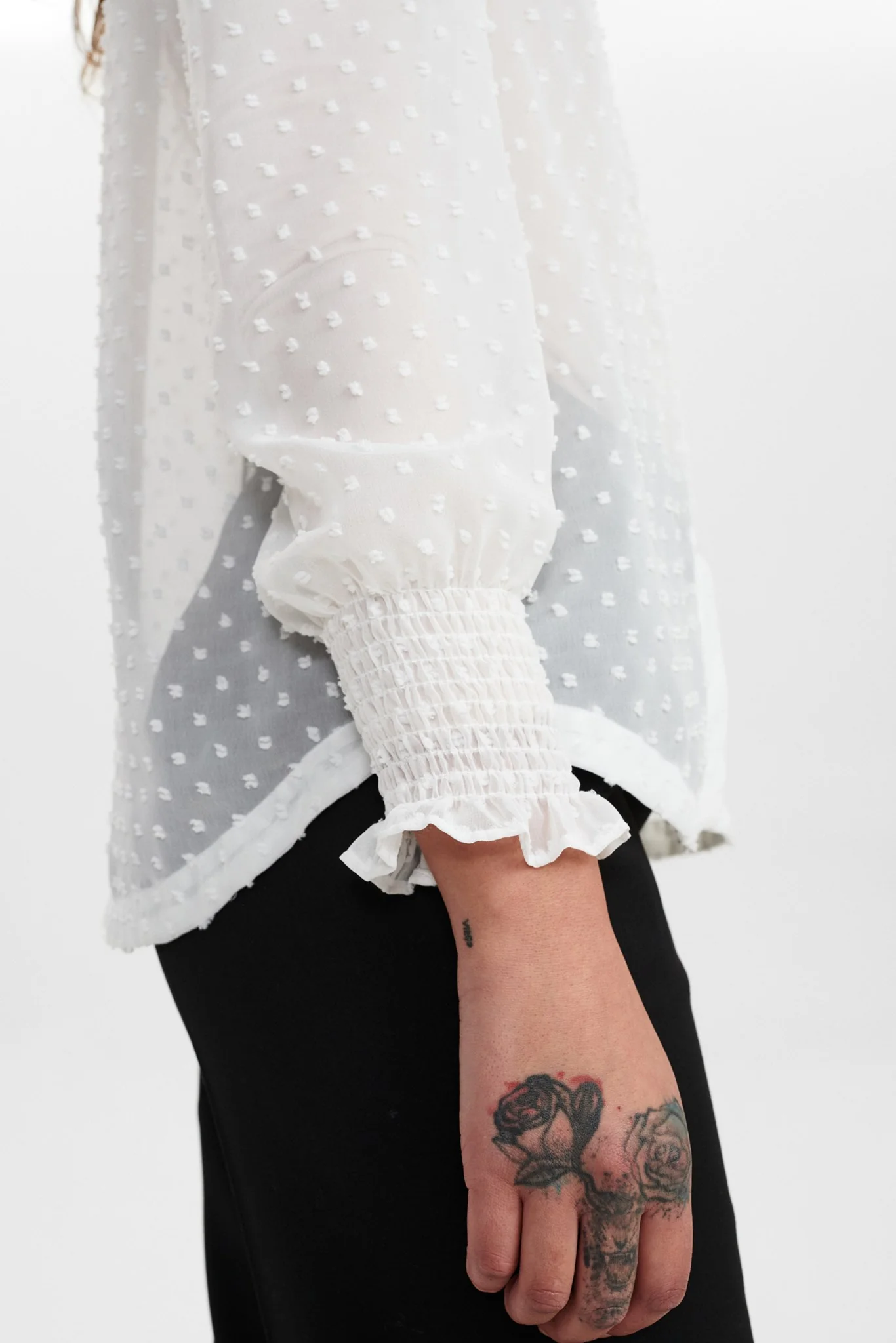 NUELINORA SHIRT - Cloud Dancer - Image 4