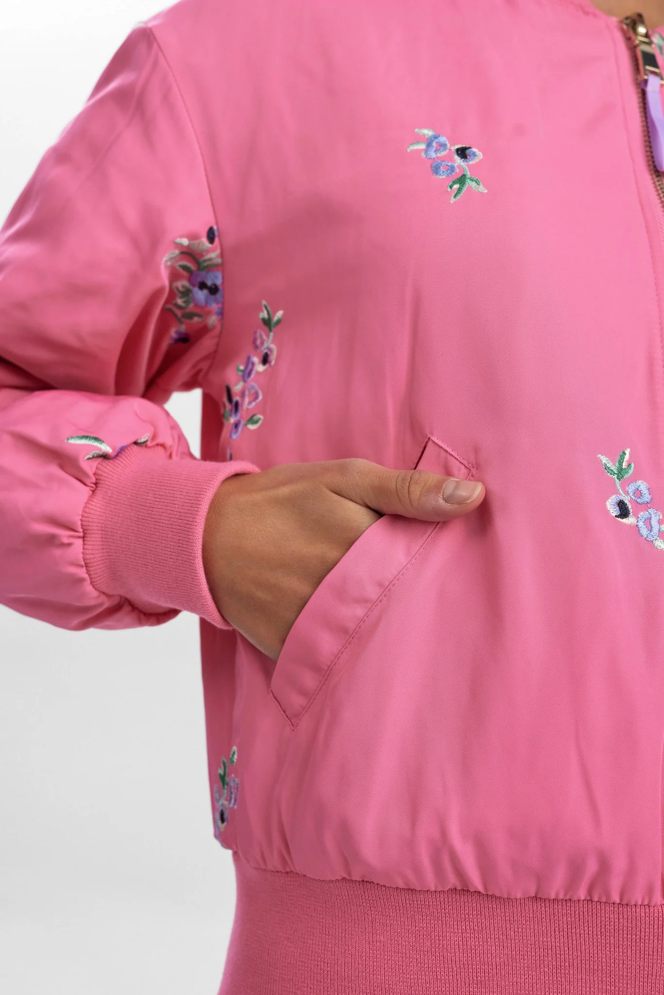NUELLANORA EMBROIDERY JACKET - Pink Carnation - Image 5