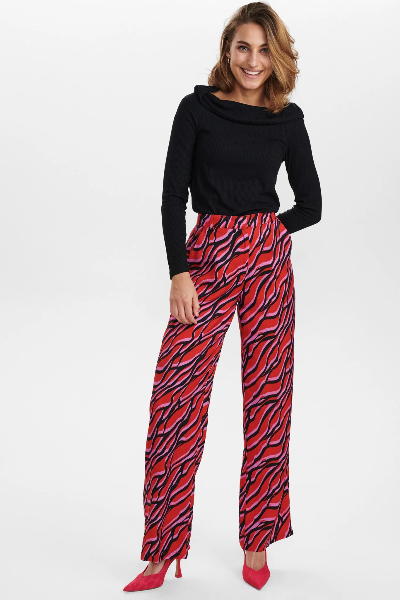 NUELVILDA PANT - Molten Lava - Image 3