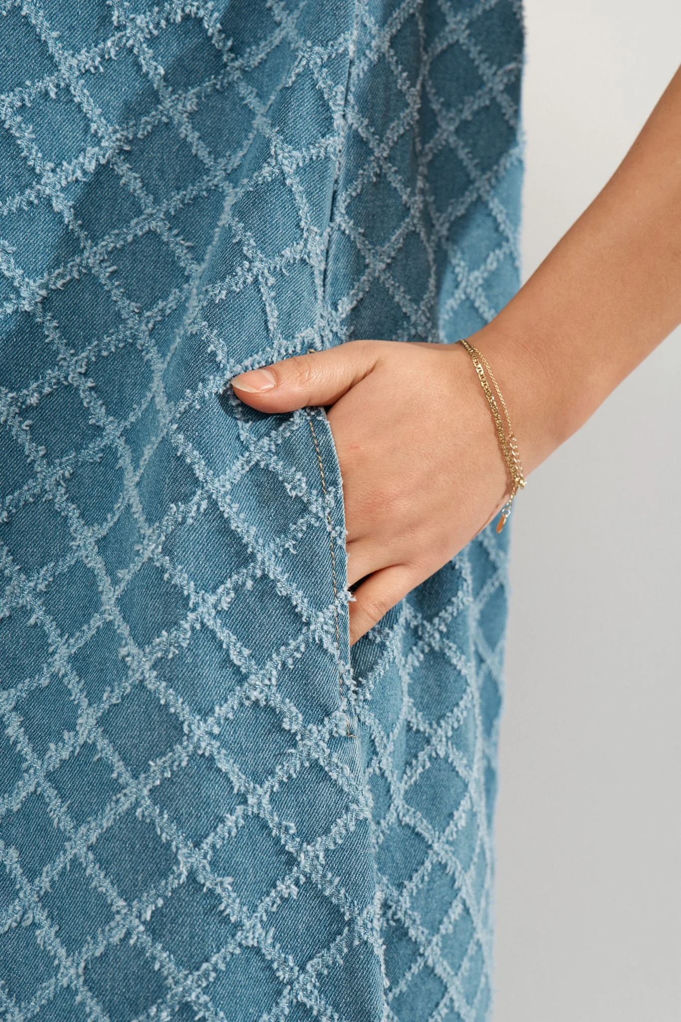 NUEMILIA DRESS - Medium Blue Denim - Image 4