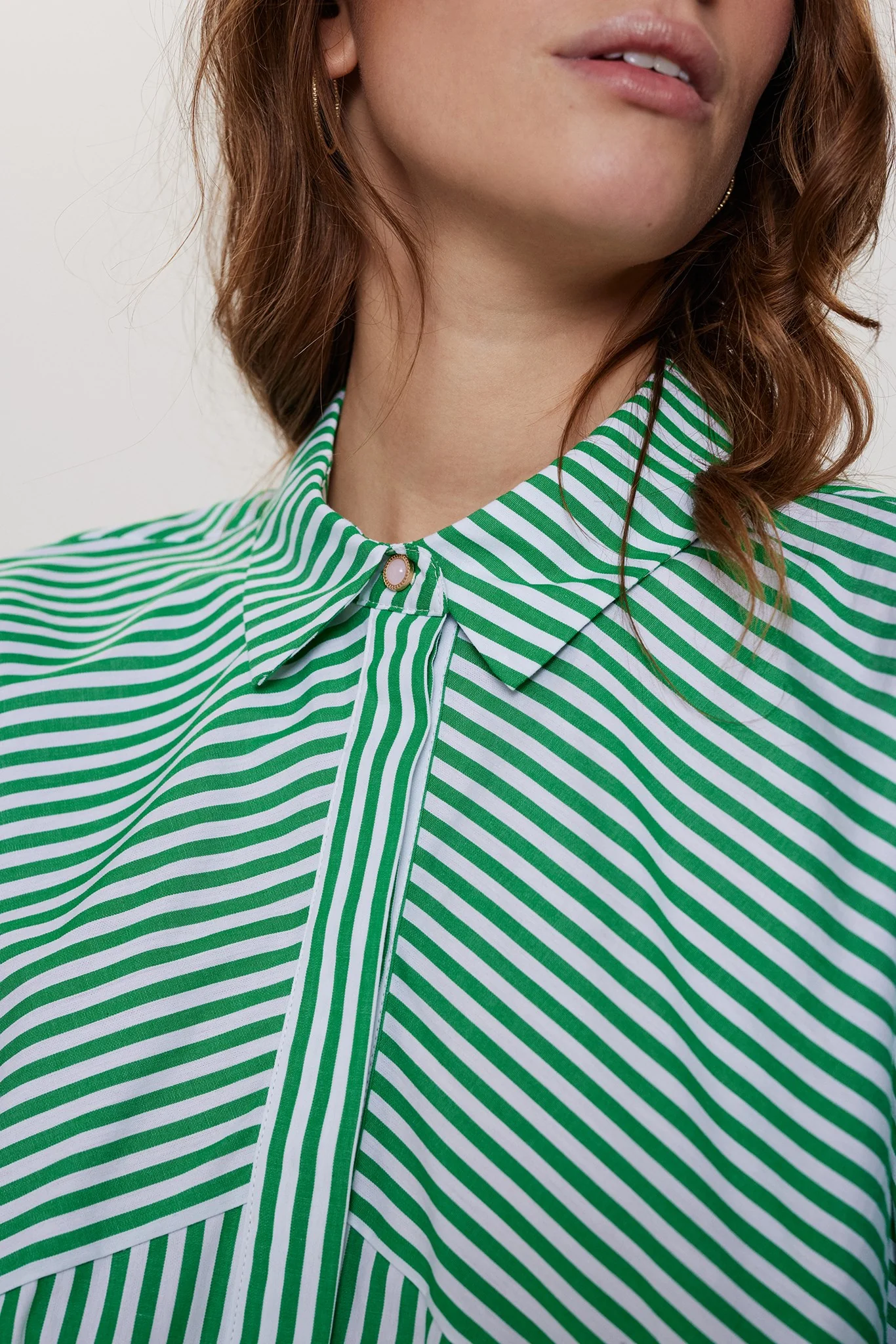 NUERICA SHIRT - Green Spruce - Image 4