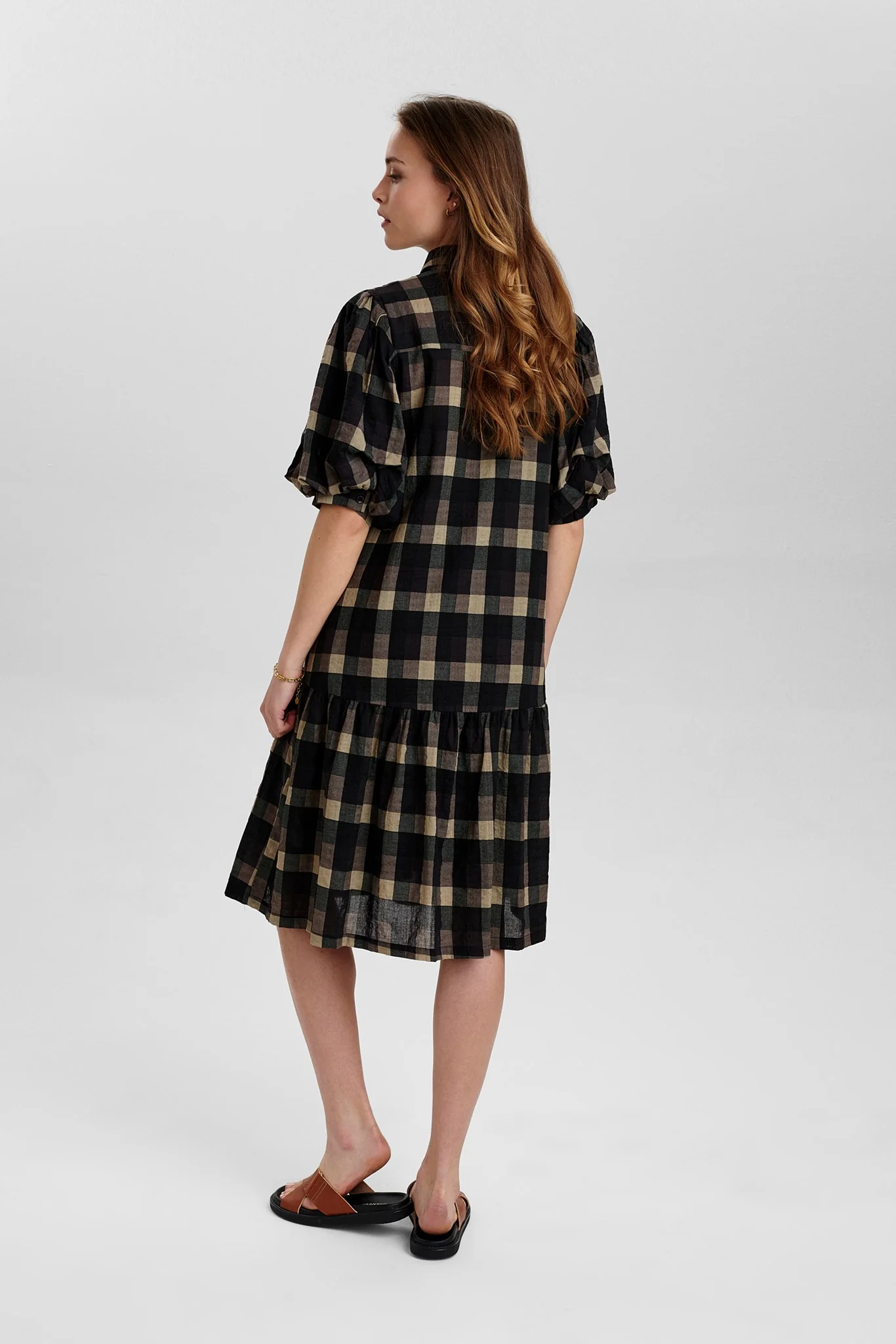 NUFIONA DRESS - Caviar - Image 2