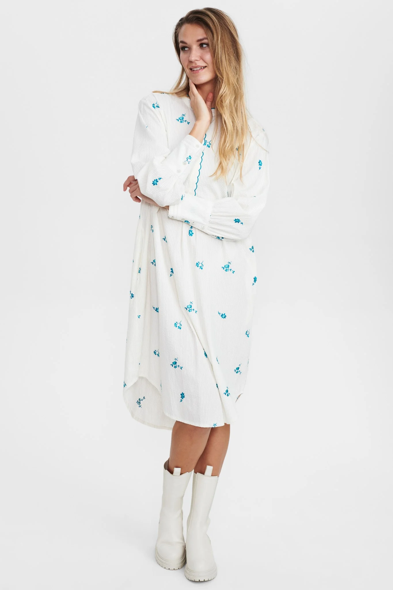 NUFRIDA DRESS - Cloud Dancer - Image 3